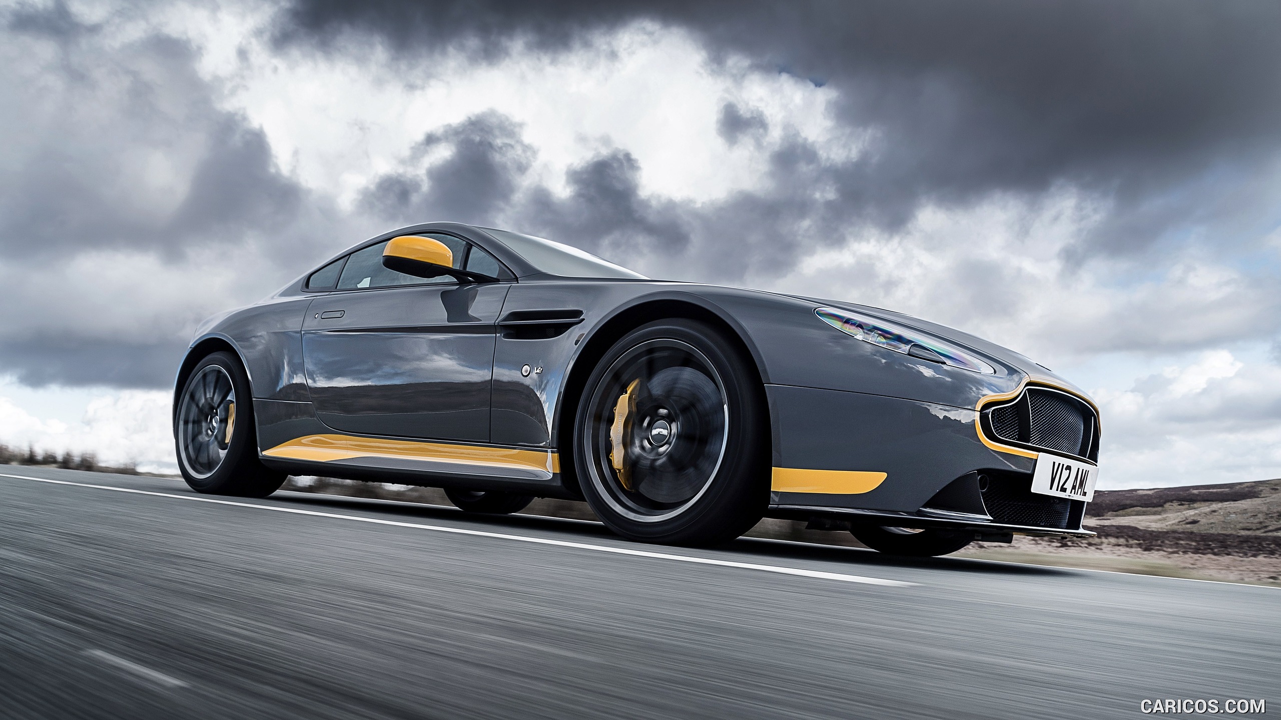 Aston Martin V12 Vantage S Wallpaper