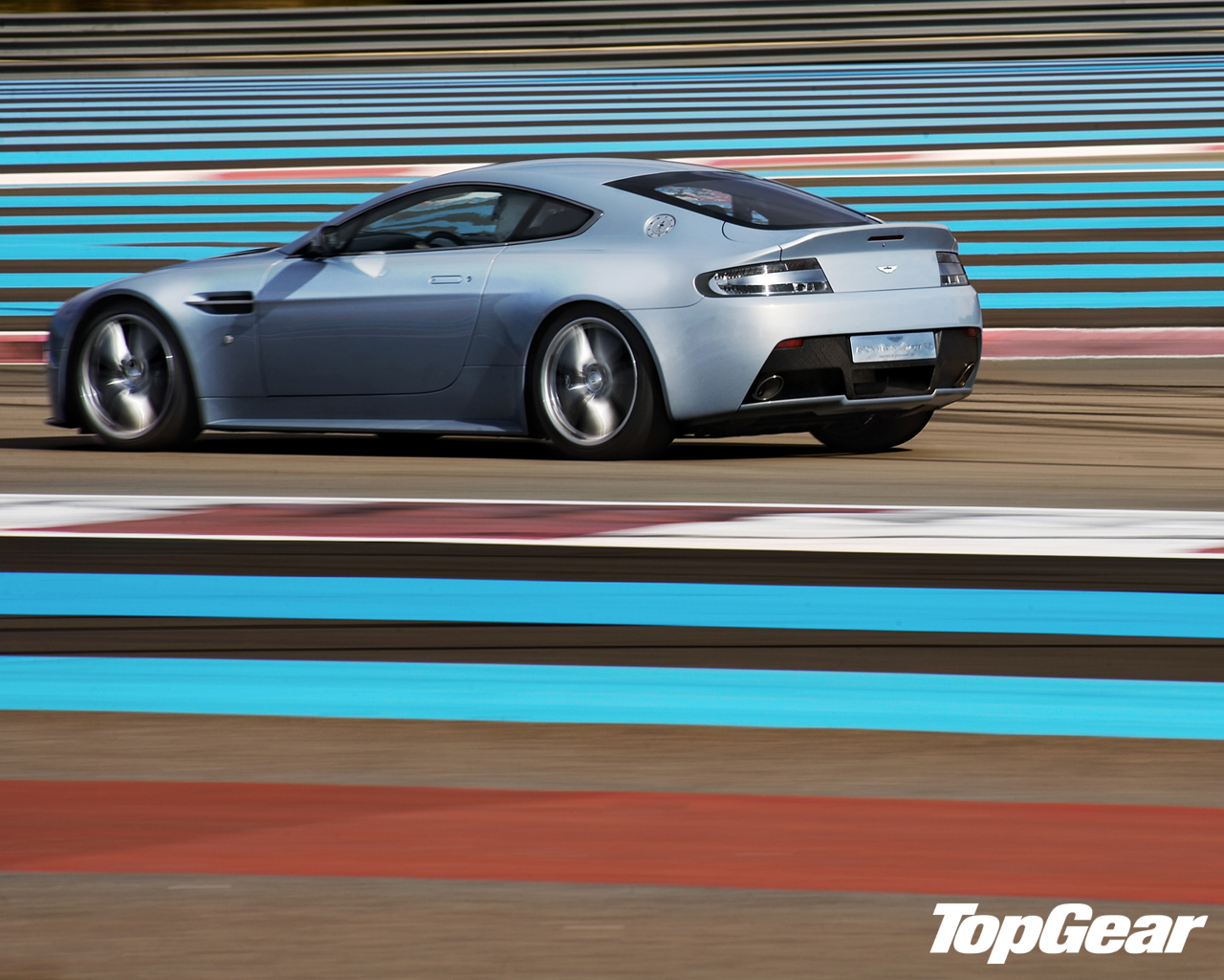 Top Gear Wallpaper: Aston Martin V12 Vantage at the Paul Ricard Race Track