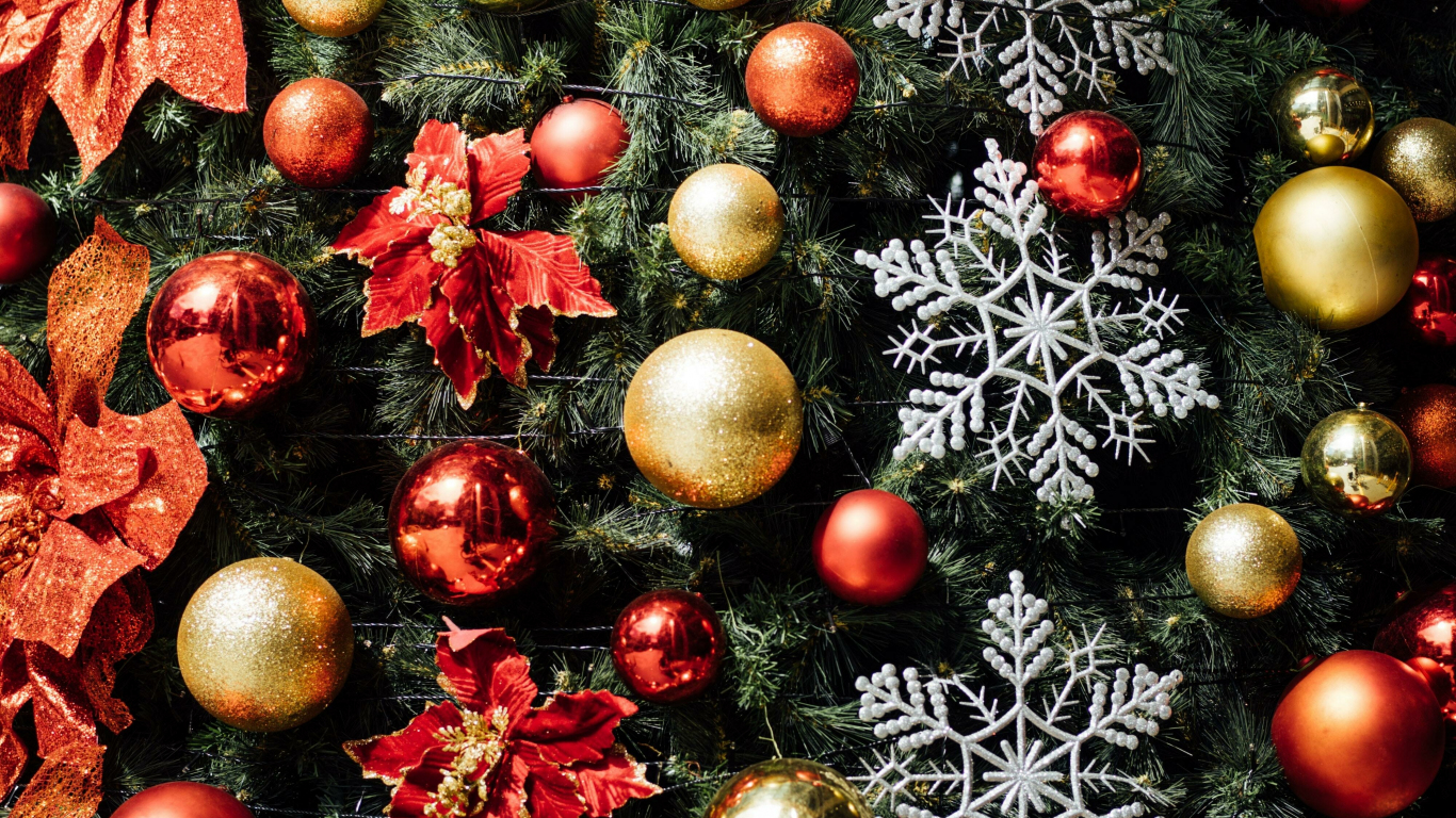 Download wallpaper 1366x768 christmas 2021, decoration ornaments, balls, leaves, snowflakes, tablet, laptop, 1366x768 HD background, 27525