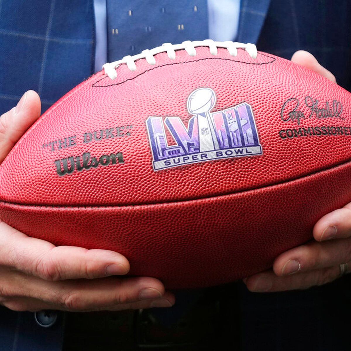 Waitlist started after over 8K applicants apply for Las Vegas Super Bowl volunteer program