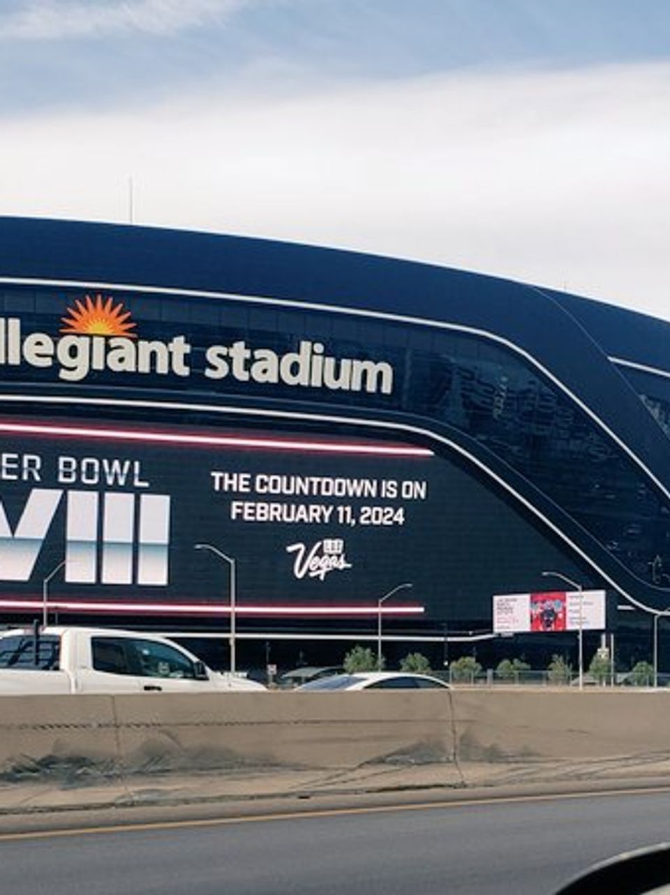 Las Vegas Super Bowl Committee search for local volunteers to help with 2024 game