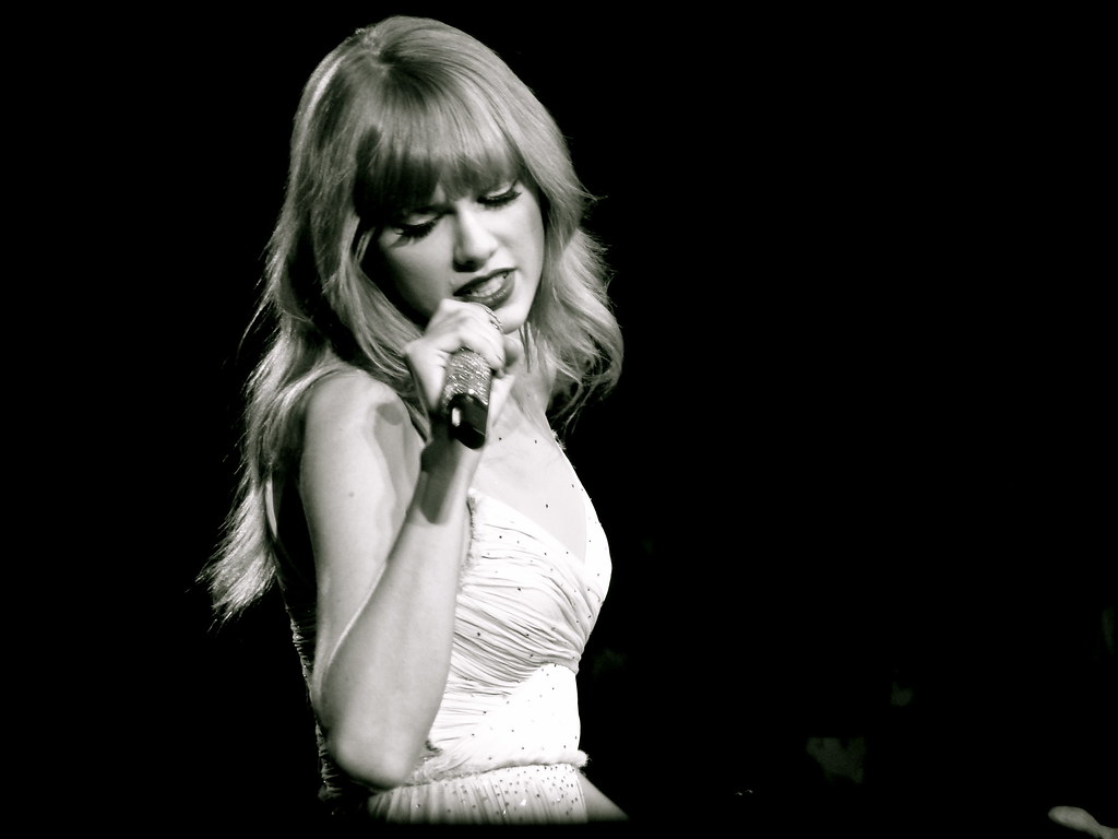 Taylor Swift Red Tour 4 20 (Black And White)