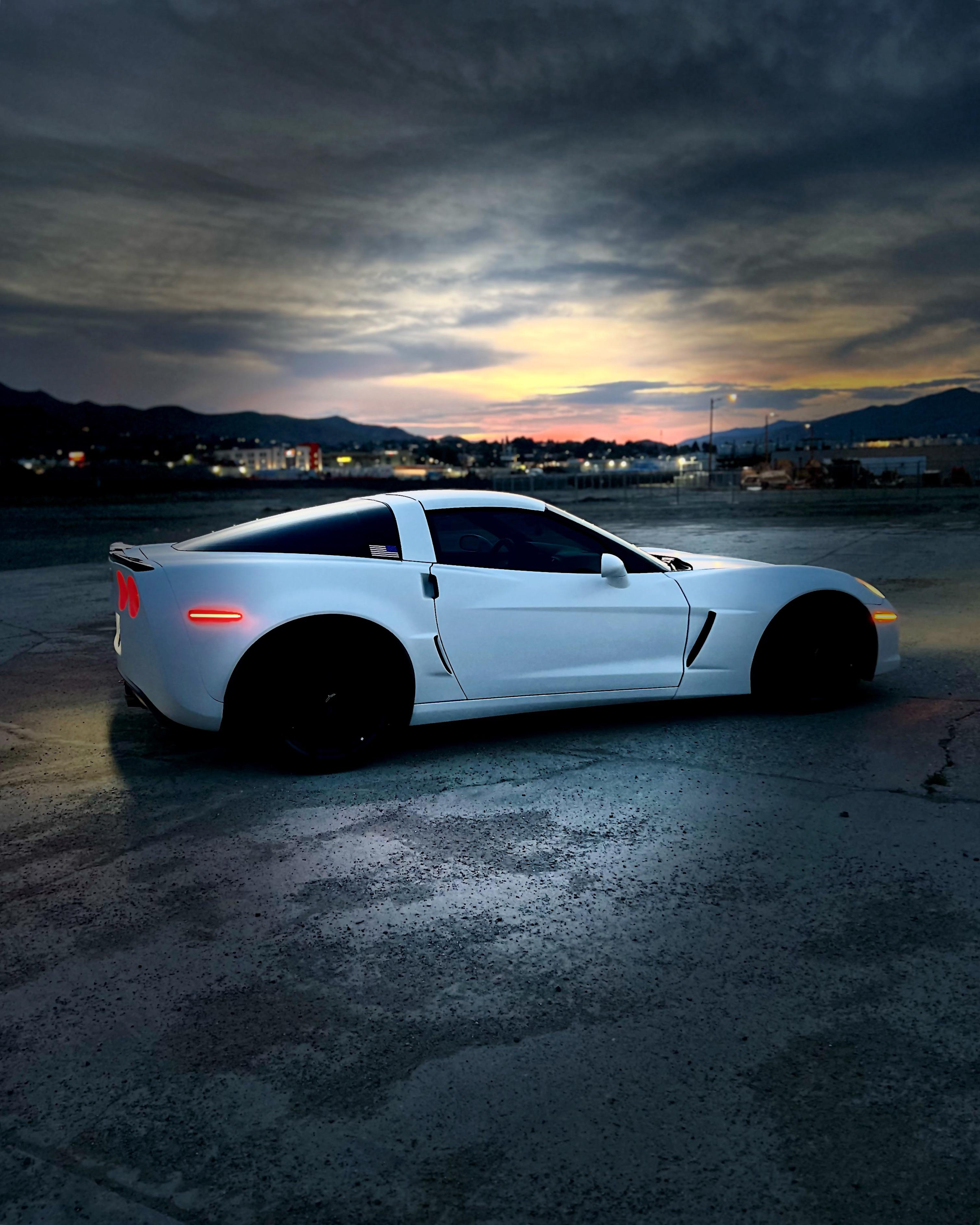 Love The Body Lines On This Car