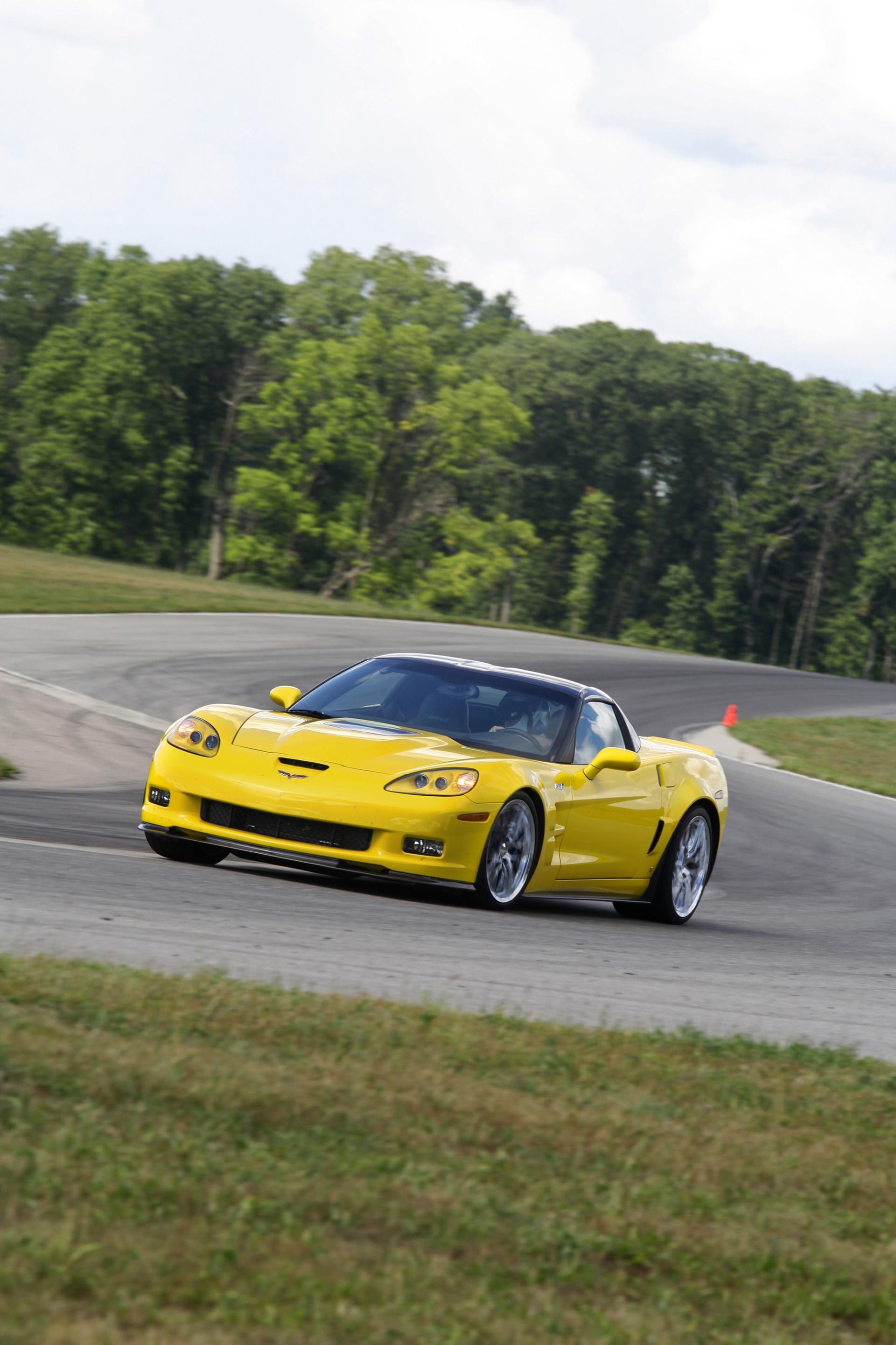 Chevrolet Corvette Z06 Wallpaper [HD]