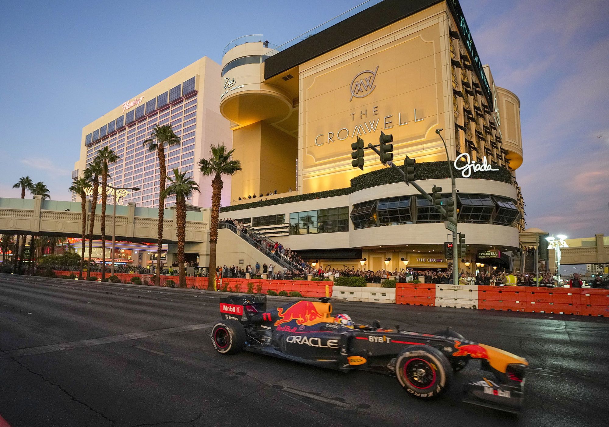 Las Vegas Grand Prix tickets sell out despite $2,000 seats