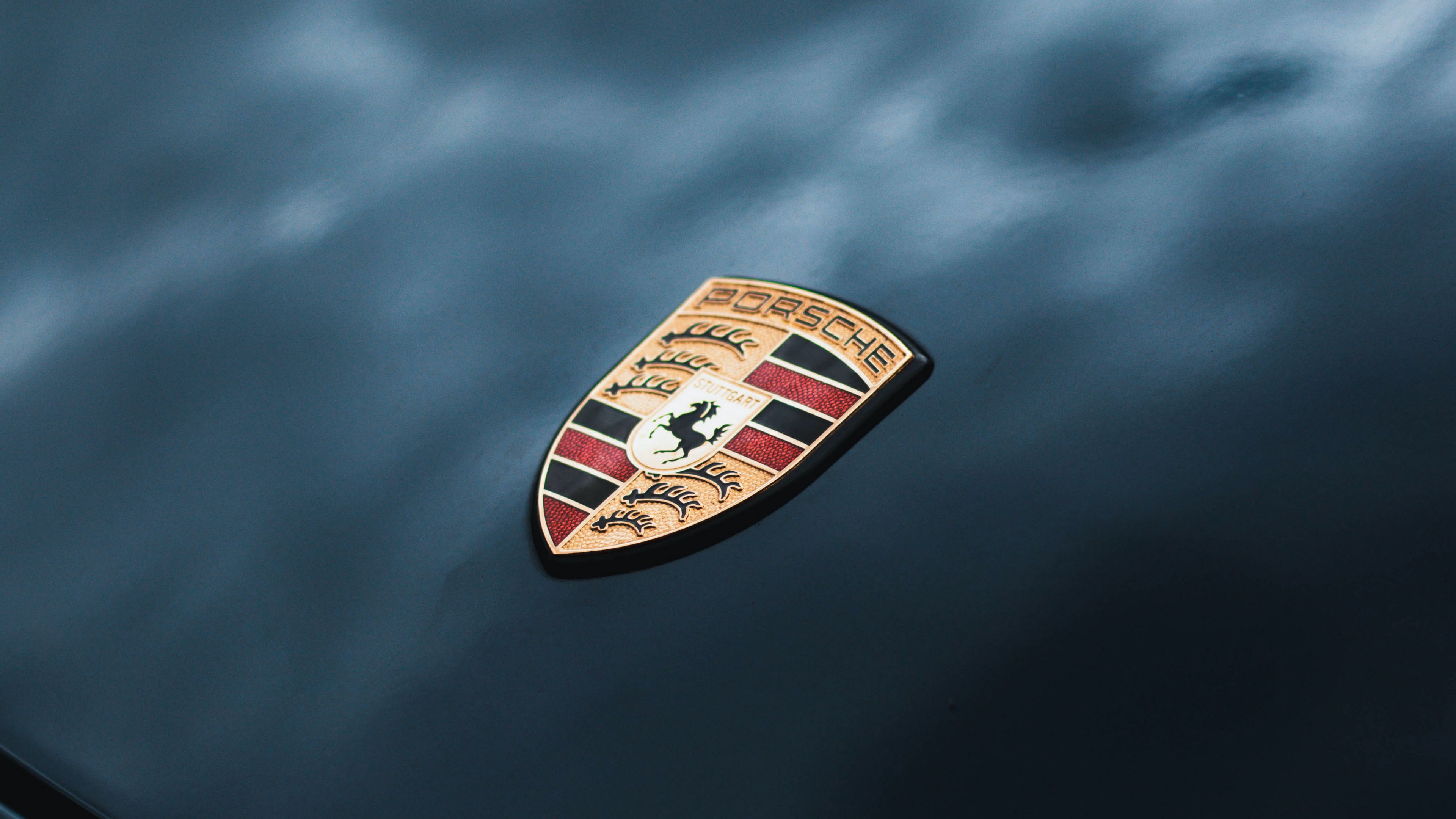 Download wallpaper 3840x2160 porsche, logo, car, sportscar 4k uhd 16:9 HD background