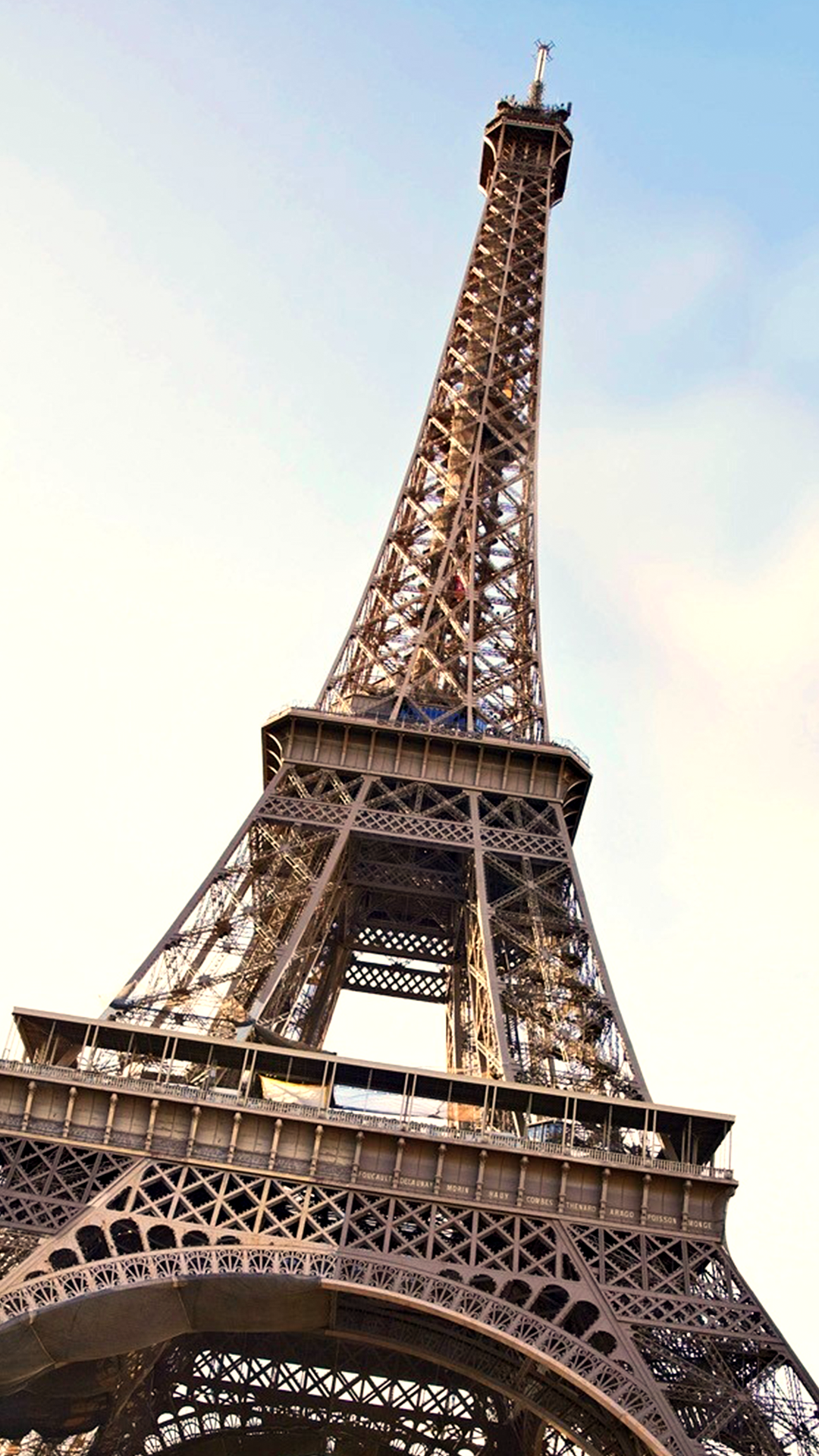 Eiffel Tower Home Screen Wallpaper
