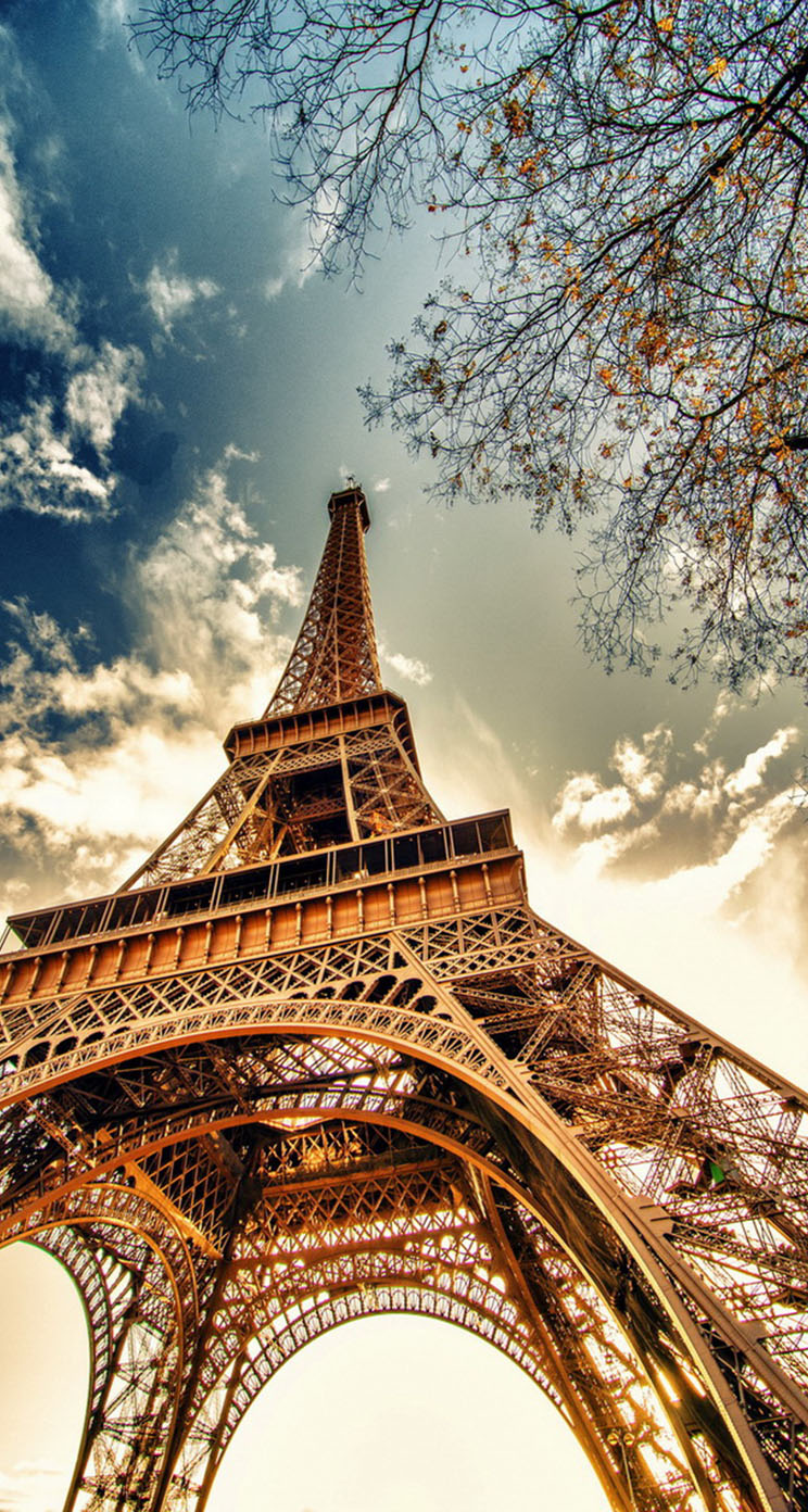 The iPhone Wallpaper Paris Eiffel Tower