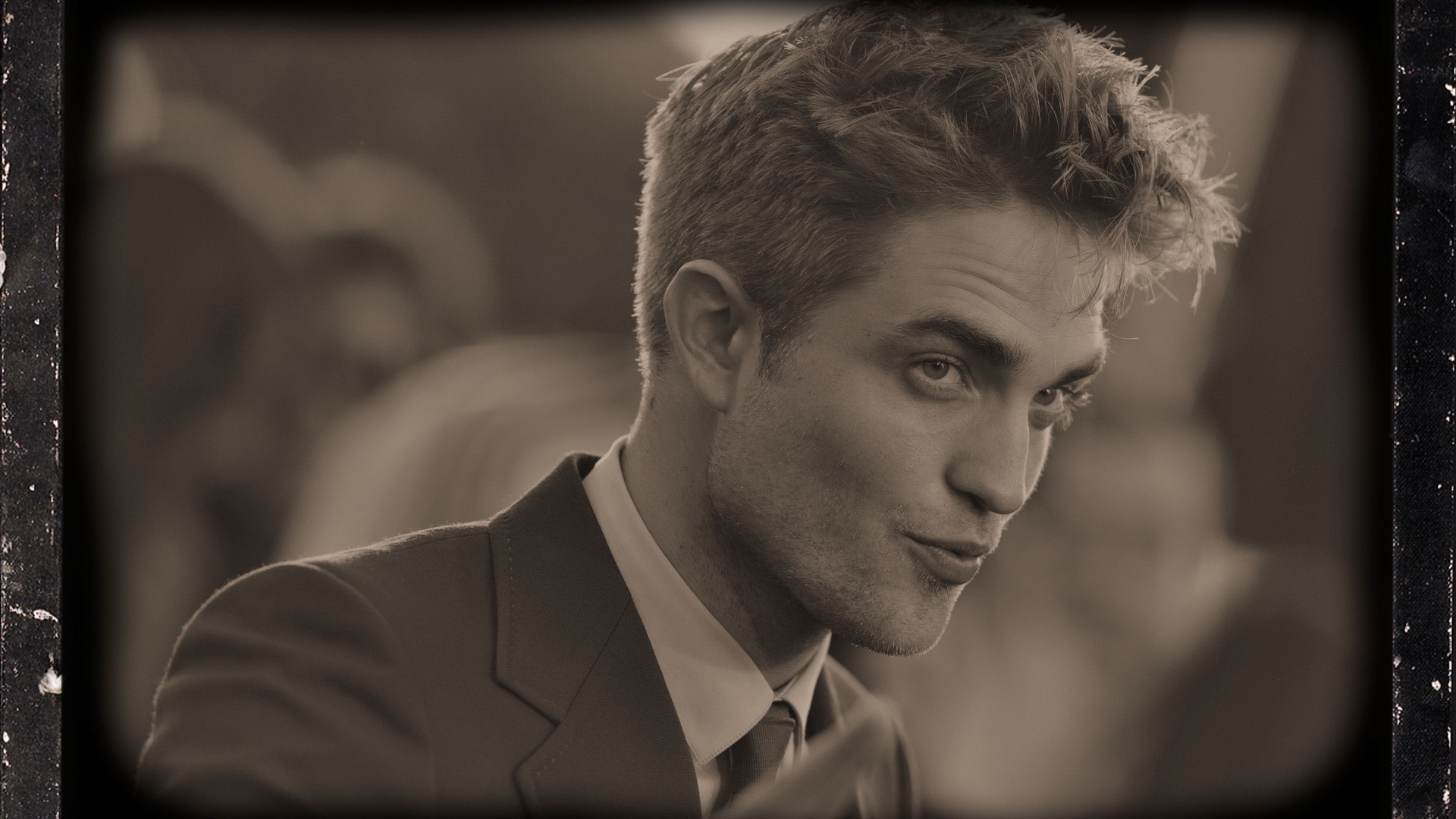 Robert Pattinson HD Wallpaper and Background