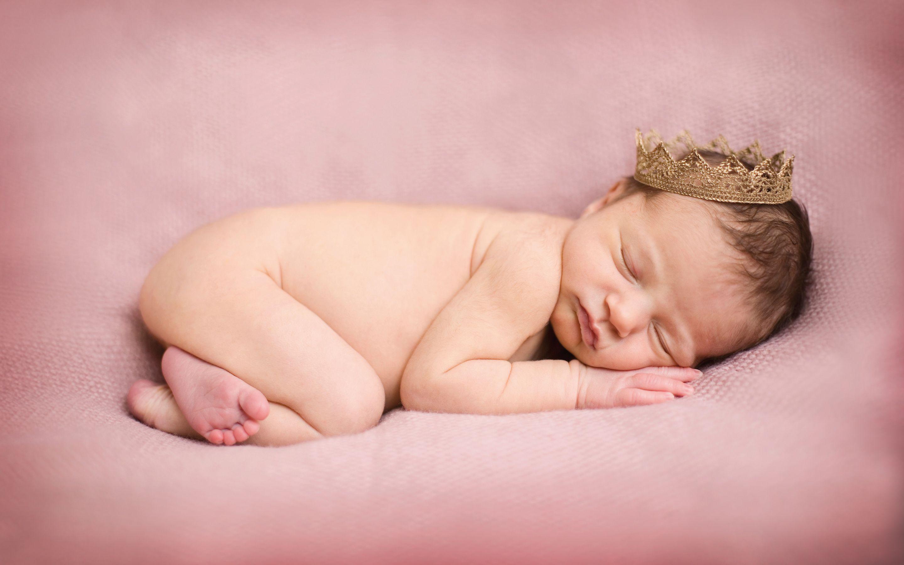 New Born Baby Wallpaper