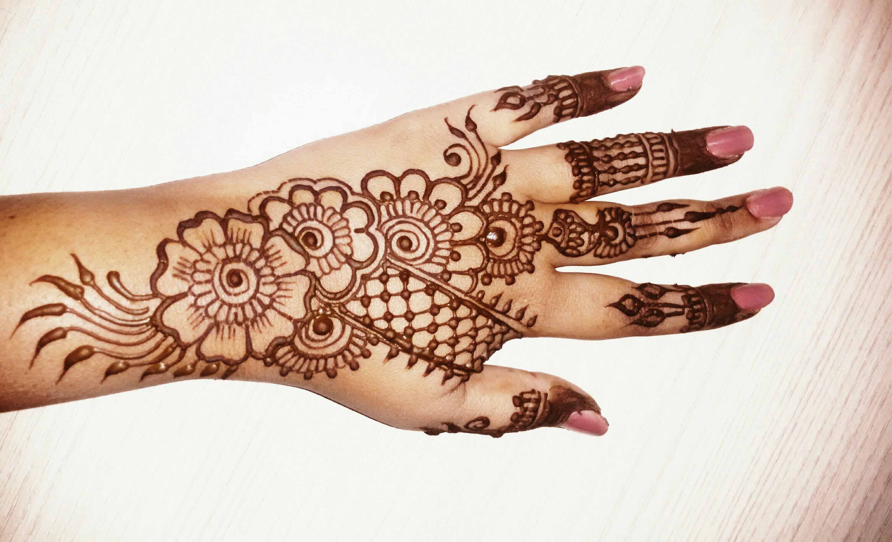 1,300+ Mehndi Design For Bridal Stock Photos, Pictures & Royalty-Free Images  - iStock