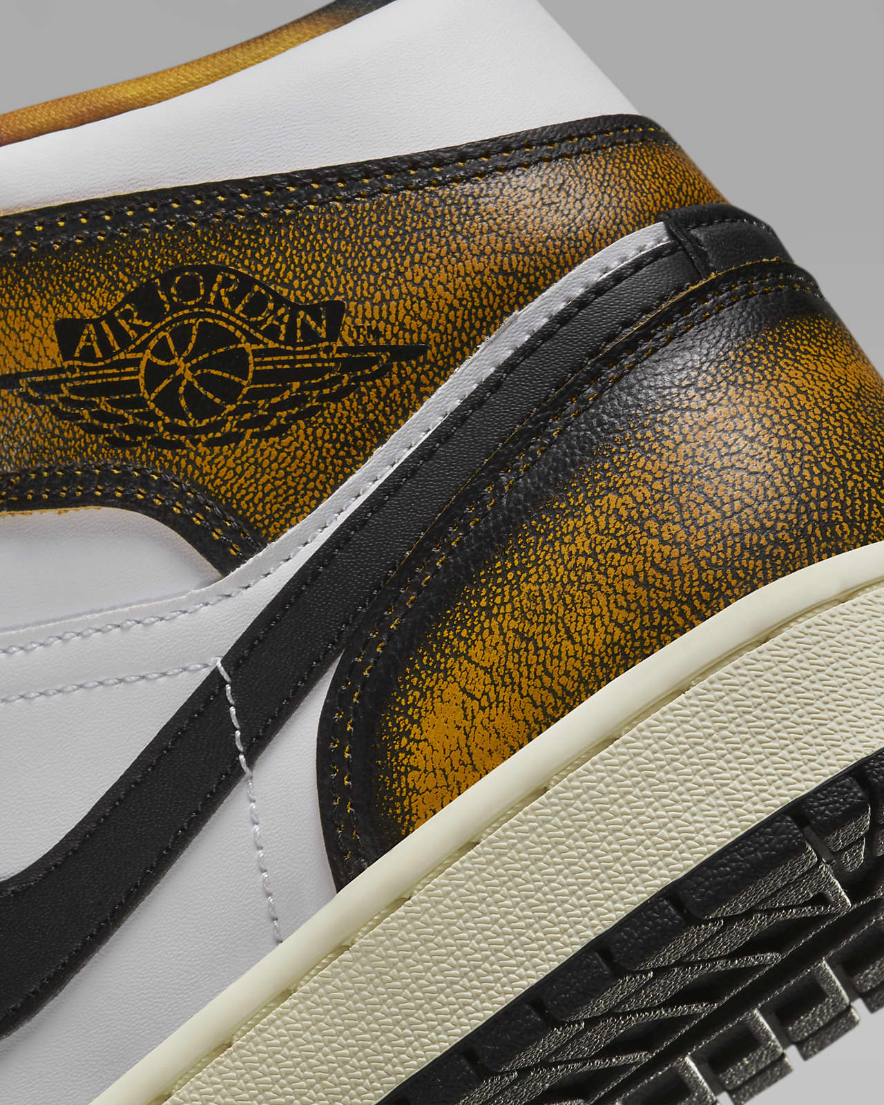 Air Jordan 1 Mid SE Men's Shoes. Nike.com