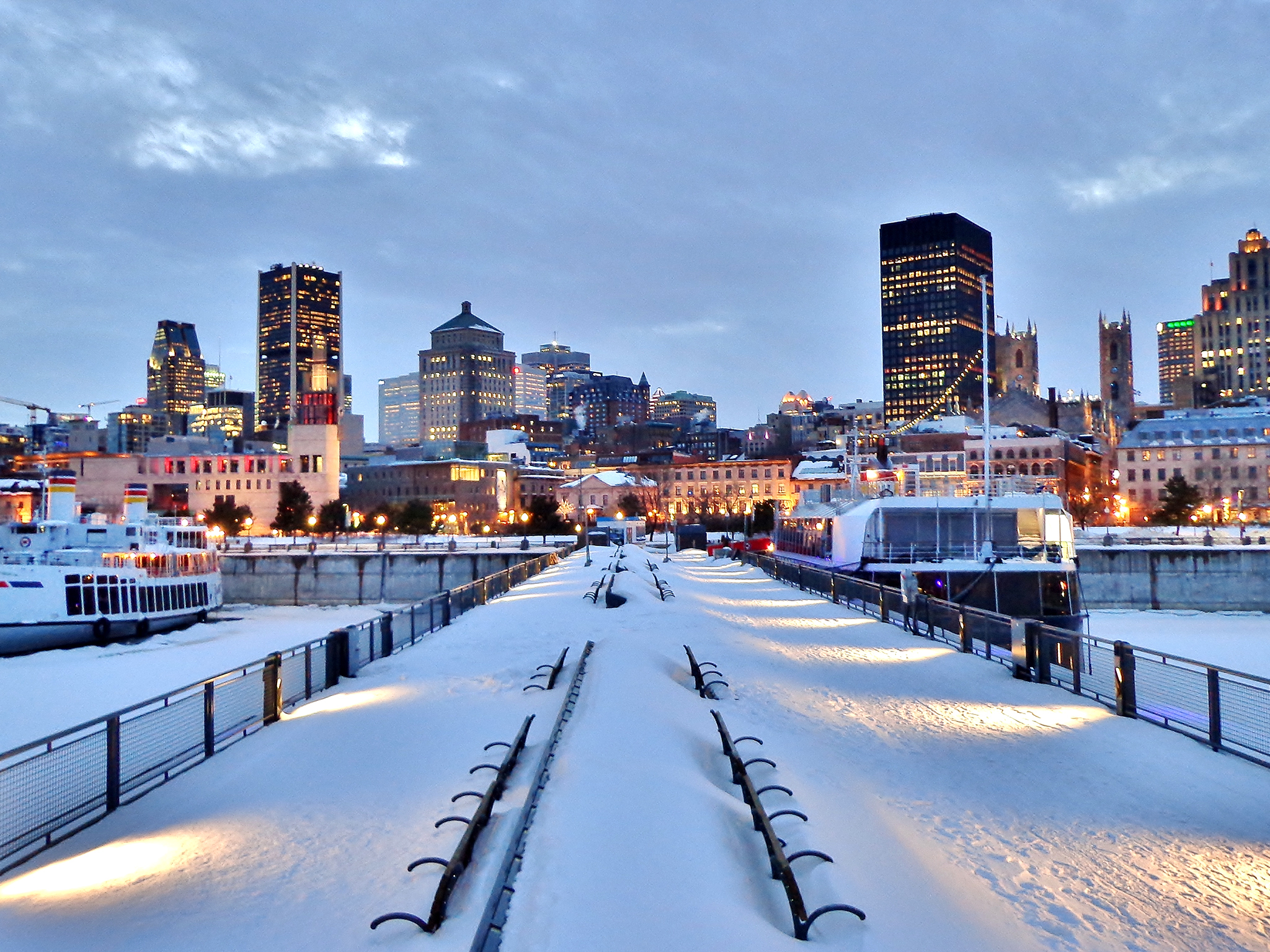 Unusual warm weather front expected in Montreal for New Year's Eve