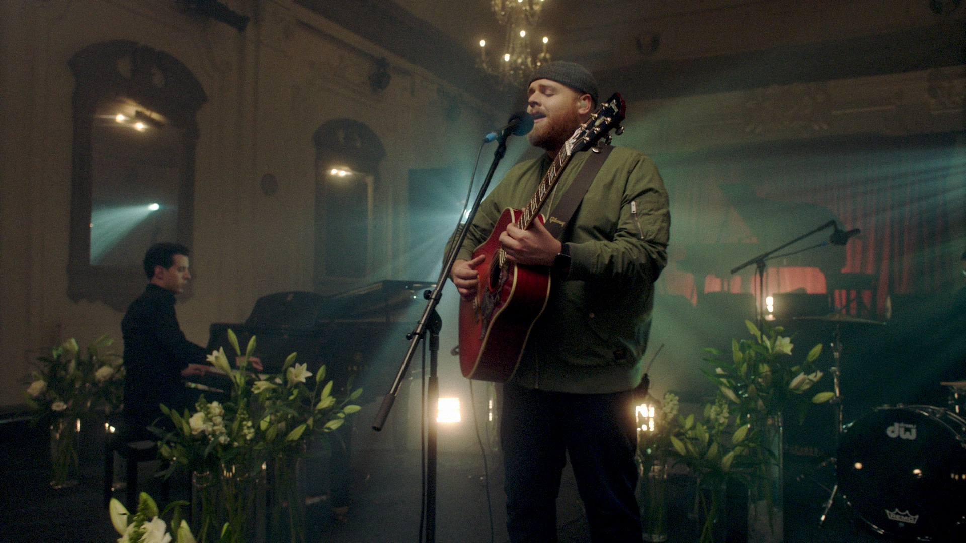 Tom Walker 'Just You And I (Live)'