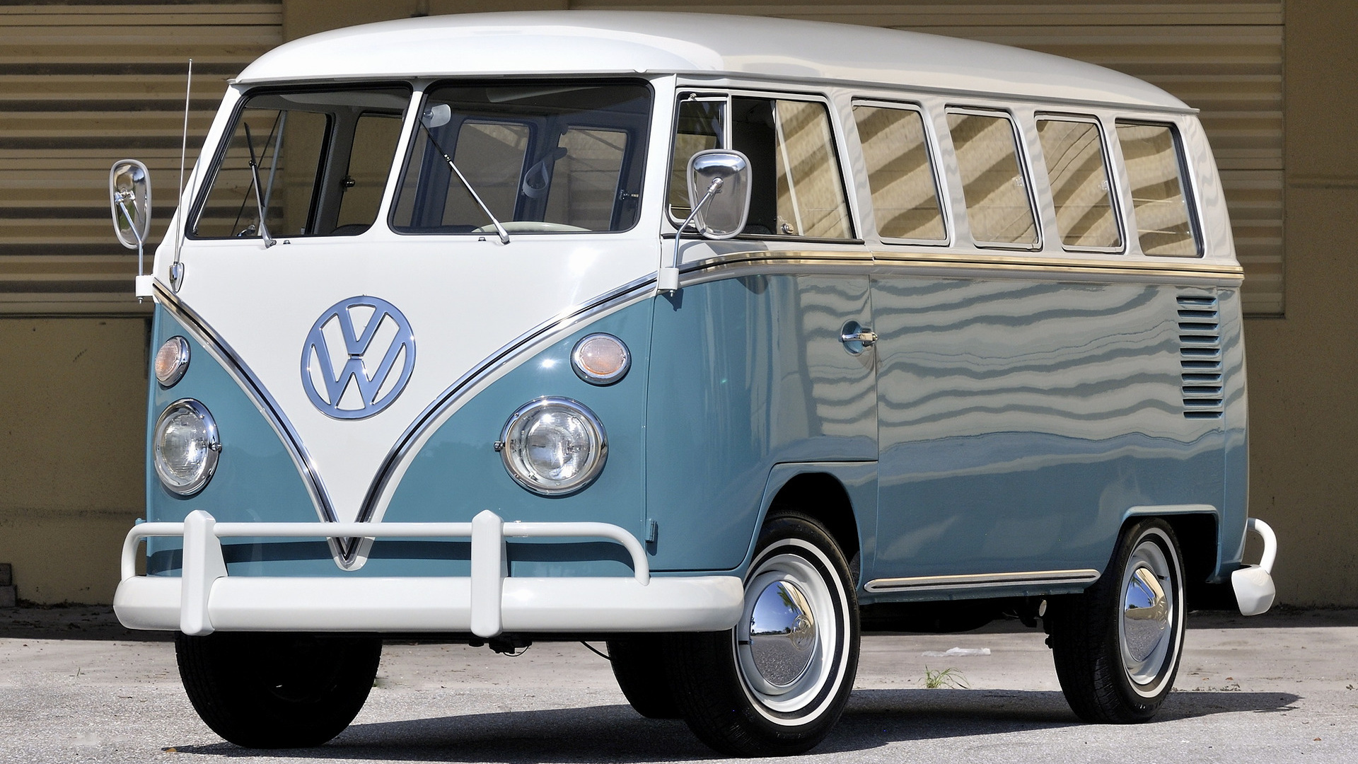 Volkswagen T1 Deluxe Bus