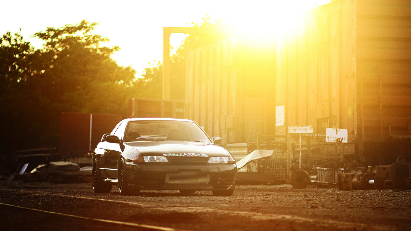 Image Nissan Skyline GT R R32 Automobile 1366x768