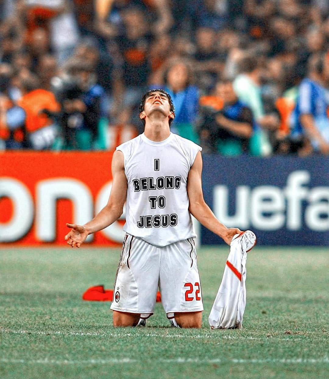 Football Retro Wallpaper. .com