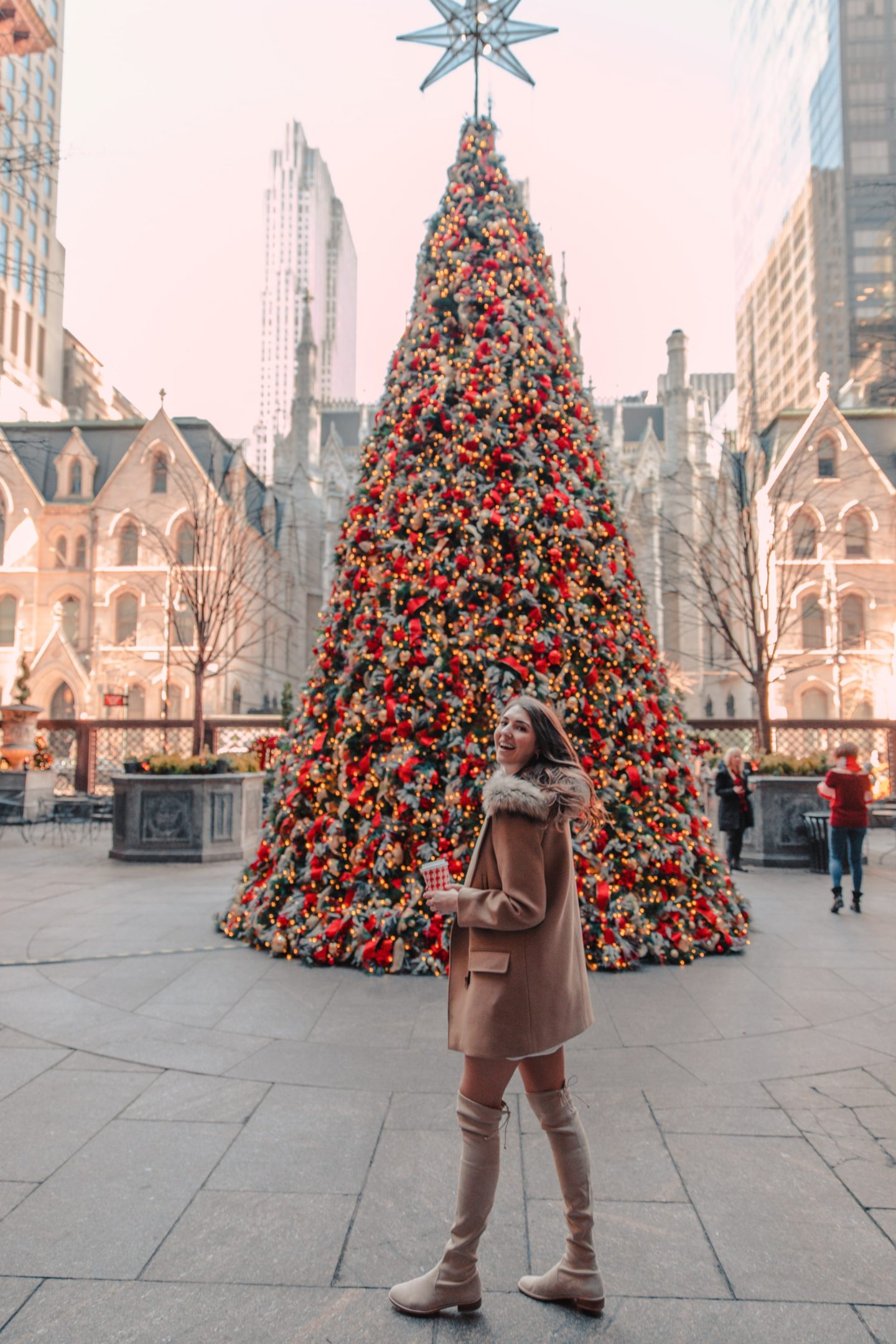 Best NYC Christmas Photo Spots for Instagram