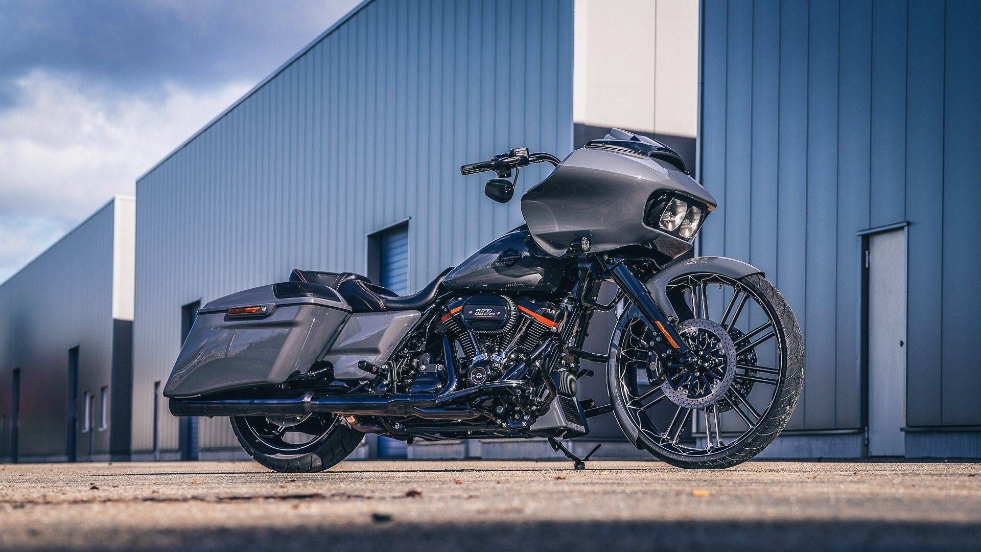 Thunderbike Greywhaler • Harley Davidson CVO Road Glide • 26 Wheel