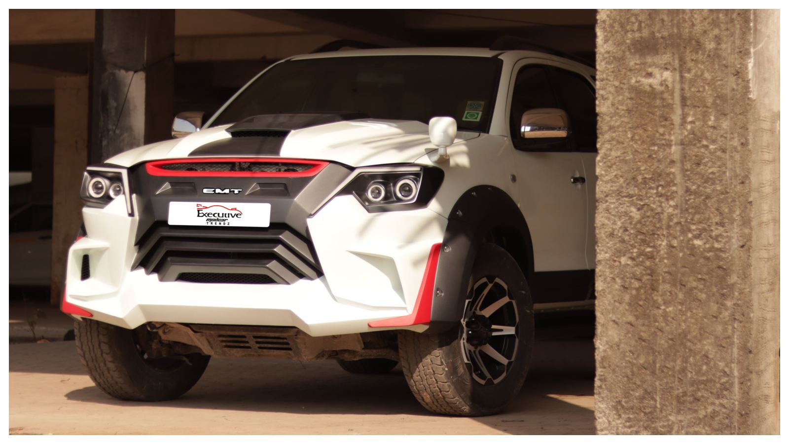 Modified Toyota Fortuner is Aggressive on the Outside, Polite on the Inside