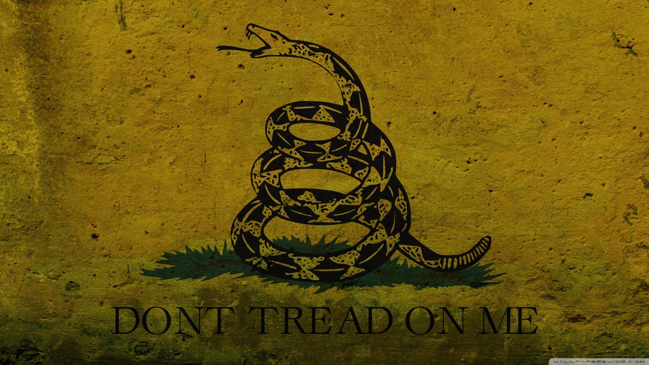 Grunge Don't Tread On Me Gadsden Flag Ultra HD Desktop Background Wallpaper for 4K UHD TV, Tablet