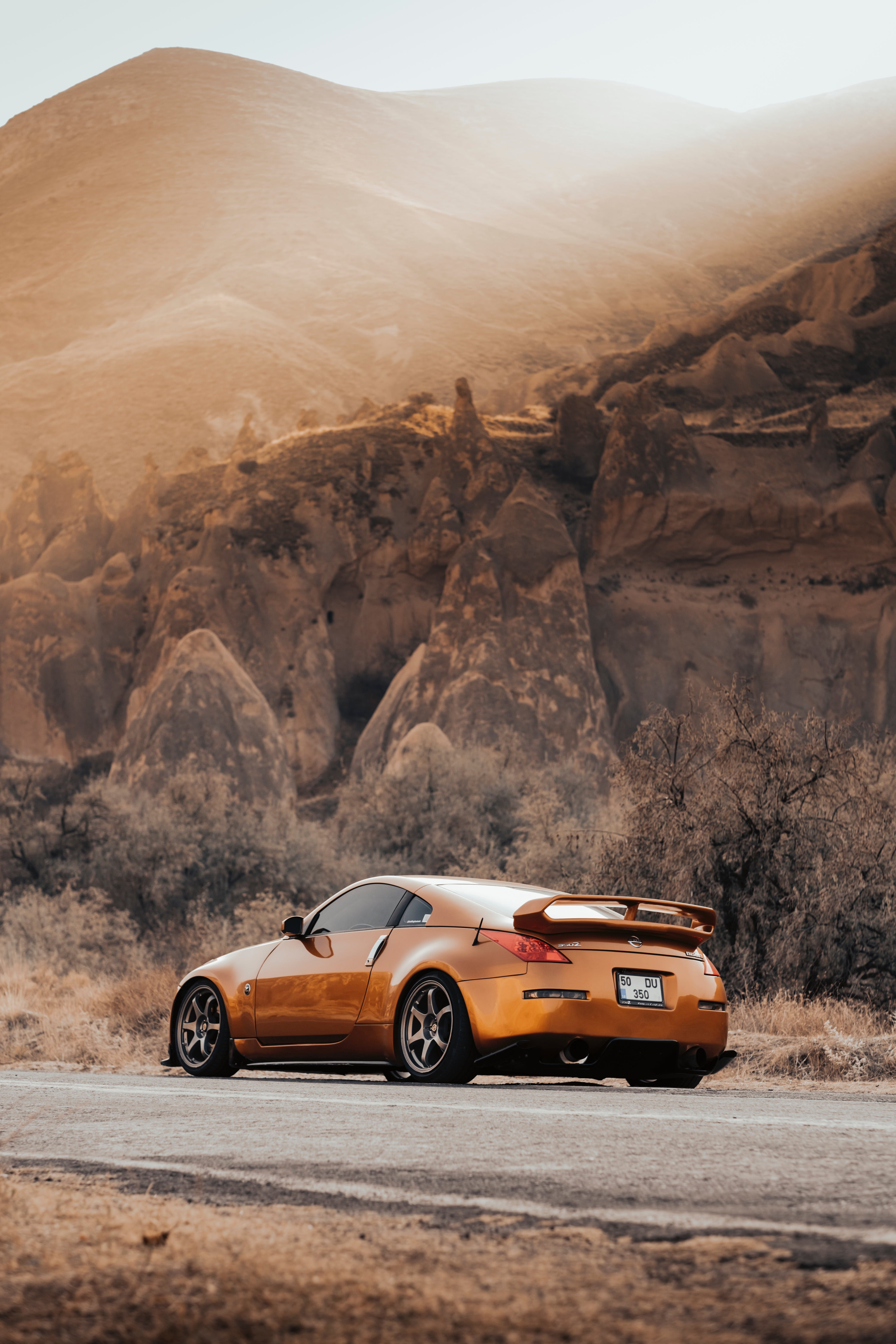 Nissan 350Z near Building · Free