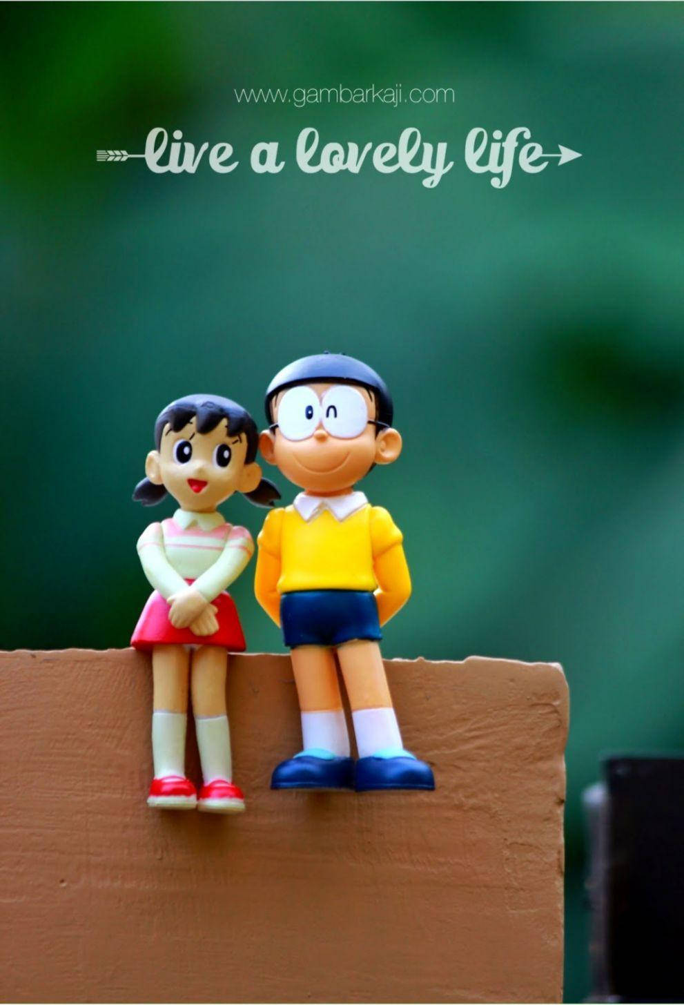 Nobita Shizuka Love Figurine Toys
