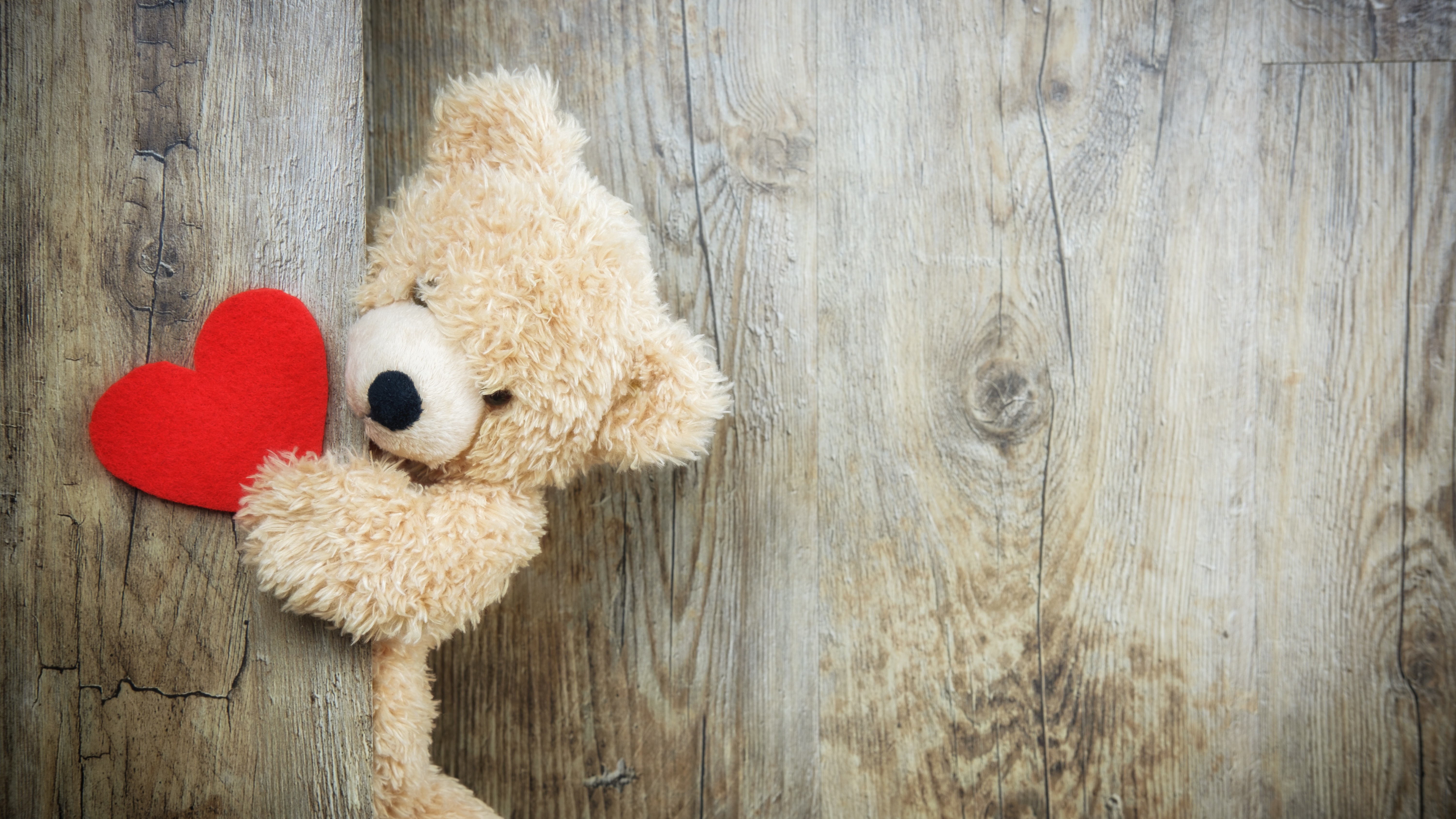 Red heart Wallpaper 4K, Teddy bear, Wooden background