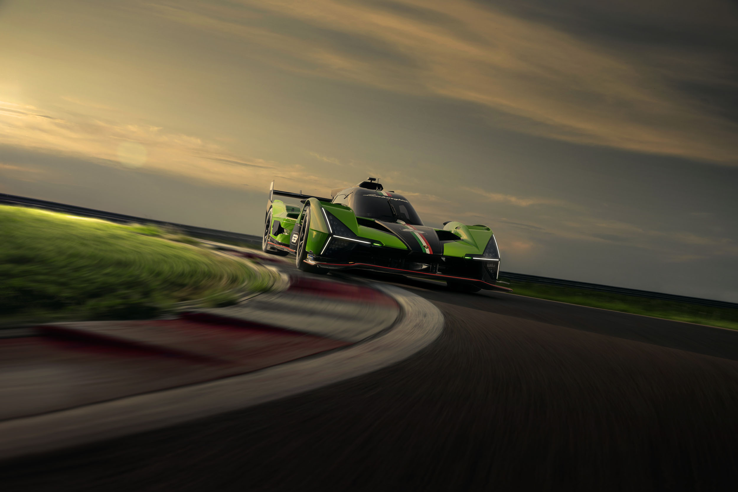 Lamborghini SC63 LMDh racer, official image Photo Gallery