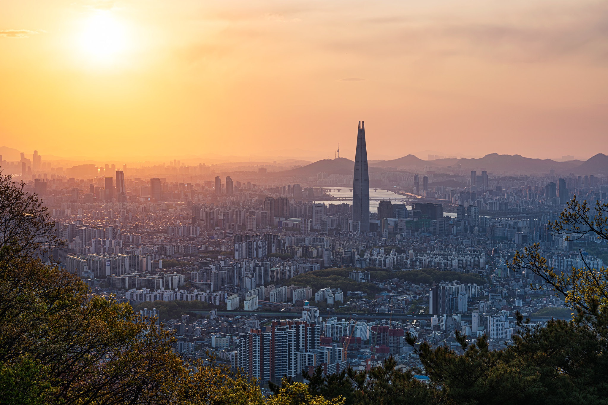 Man Made Seoul HD Wallpaper