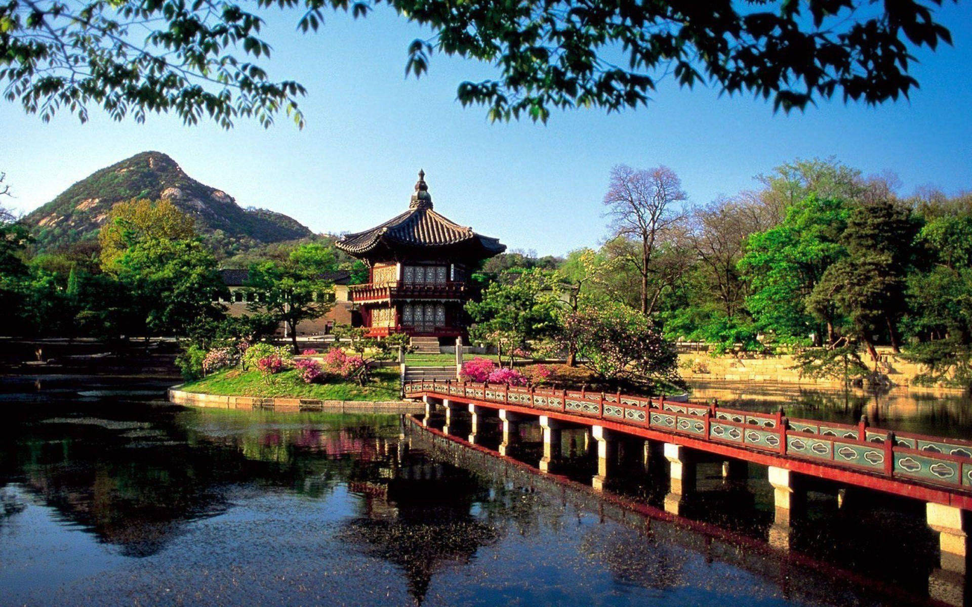 Download South Korean Cultural Landmark Wallpaper
