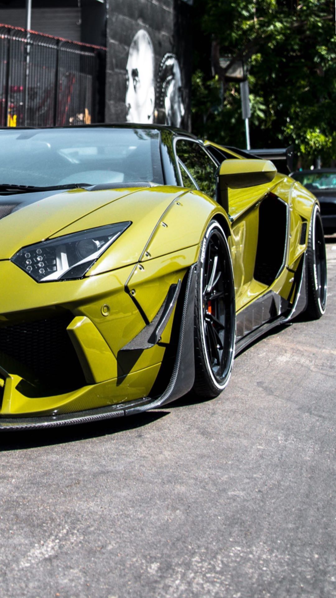 Lamborghini Aventador roadster