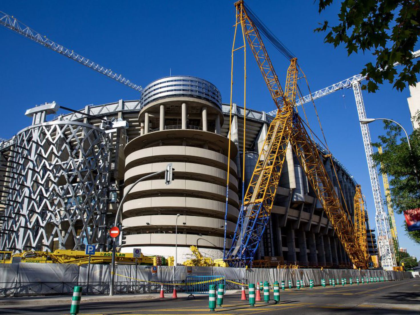 When will Real Madrid's Santiago Bernabéu stadium be completed?