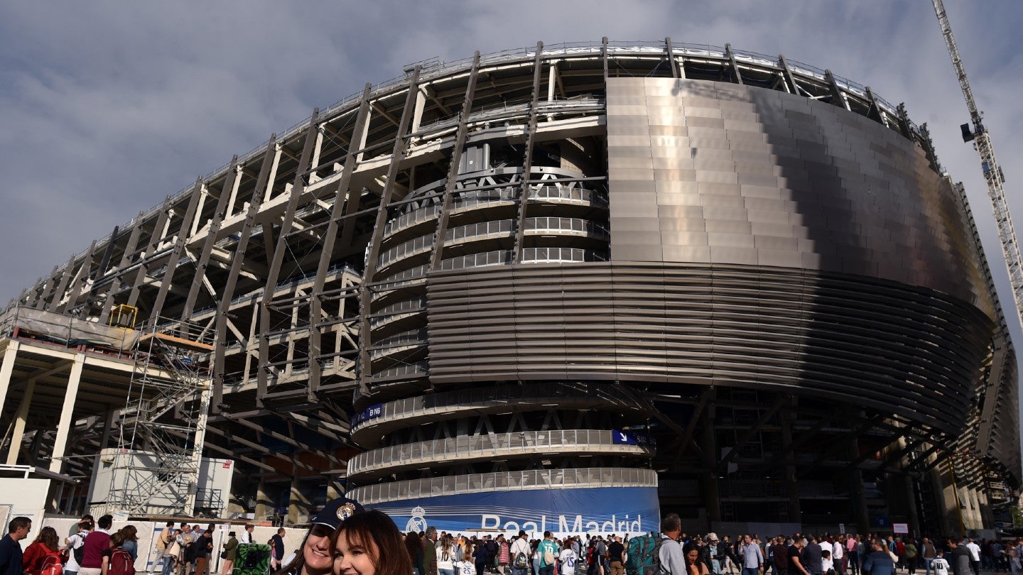 Report: Real Madrid to borrow €370m, renews with Legends