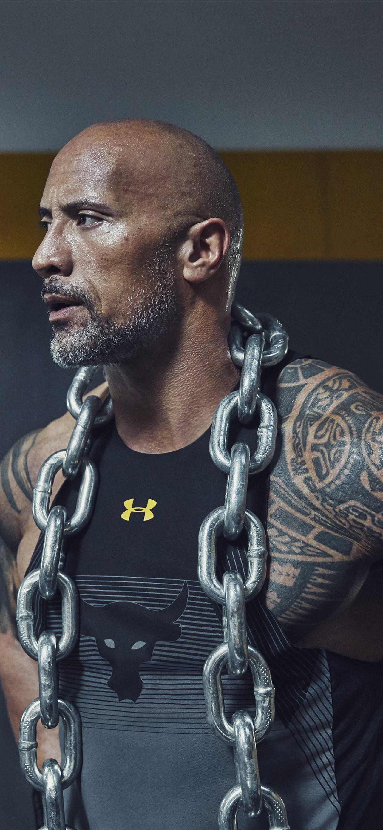 Dwayne Johnson Workout on afari iPhone Wallpaper Free Download