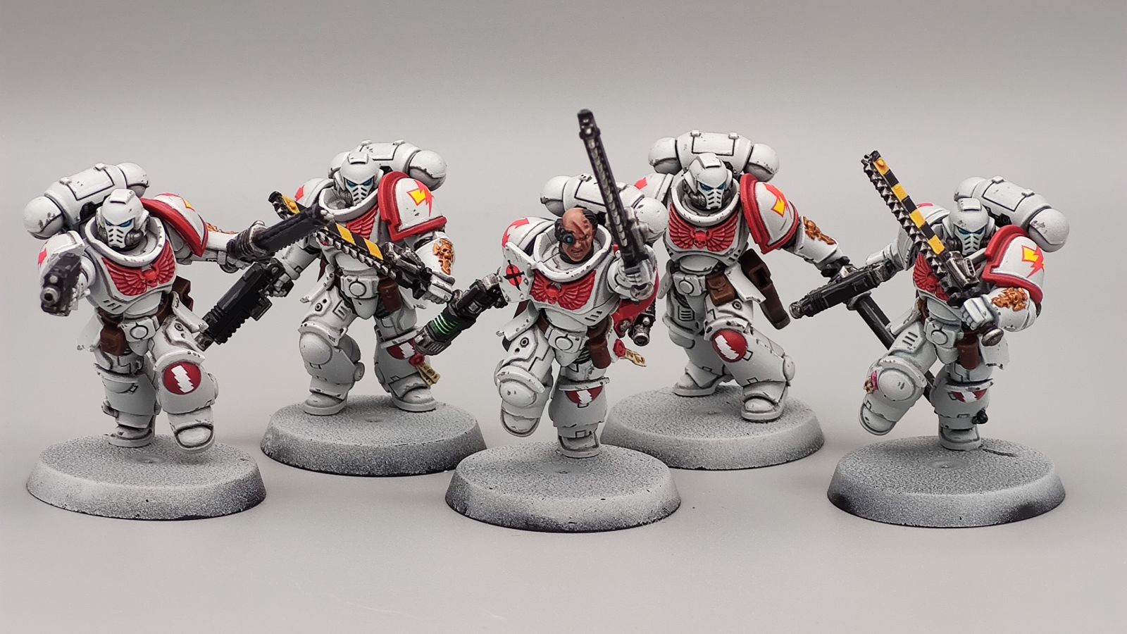 White Scars Bolter and Chainsword