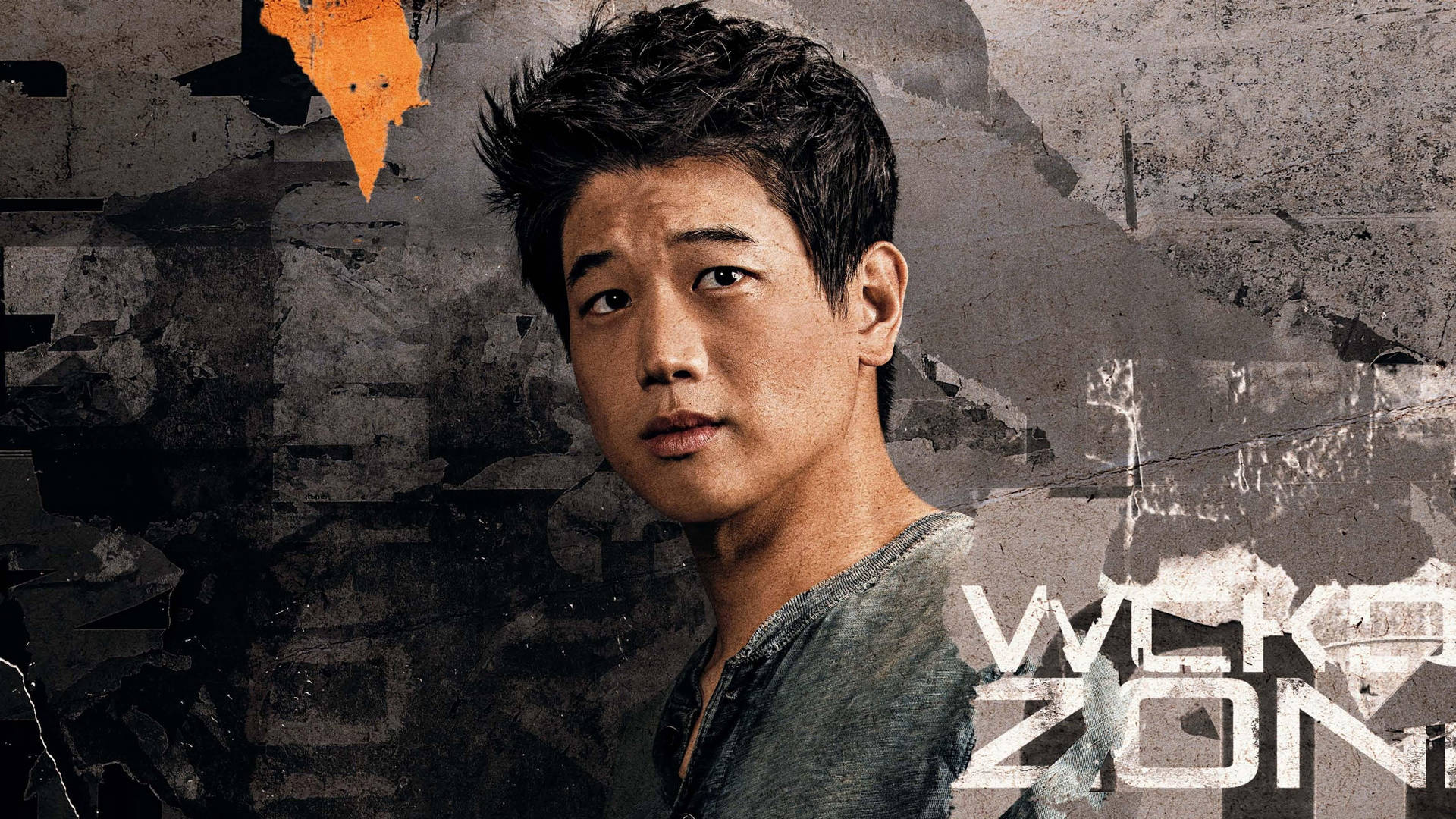 Download Intense Moment in Maze Runner Featuring Minho Wallpaper