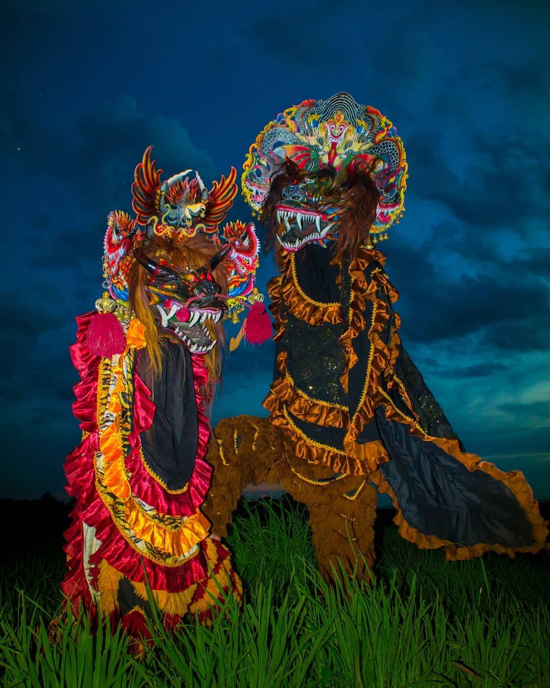 Indonesia Culture Of Java, Lion Dance or Singo Barong in North Bengkulu this traditional from Java in here, For Photohop contact me, Wee. Barong, Seni, Lukisan