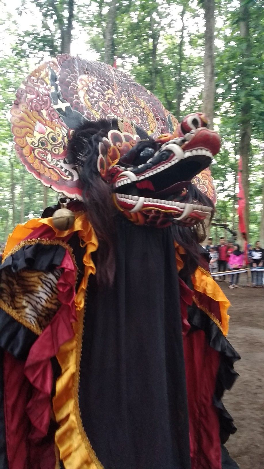 Barongan STM talun blitar. Barong, Gambar tengkorak, Fotografi asap