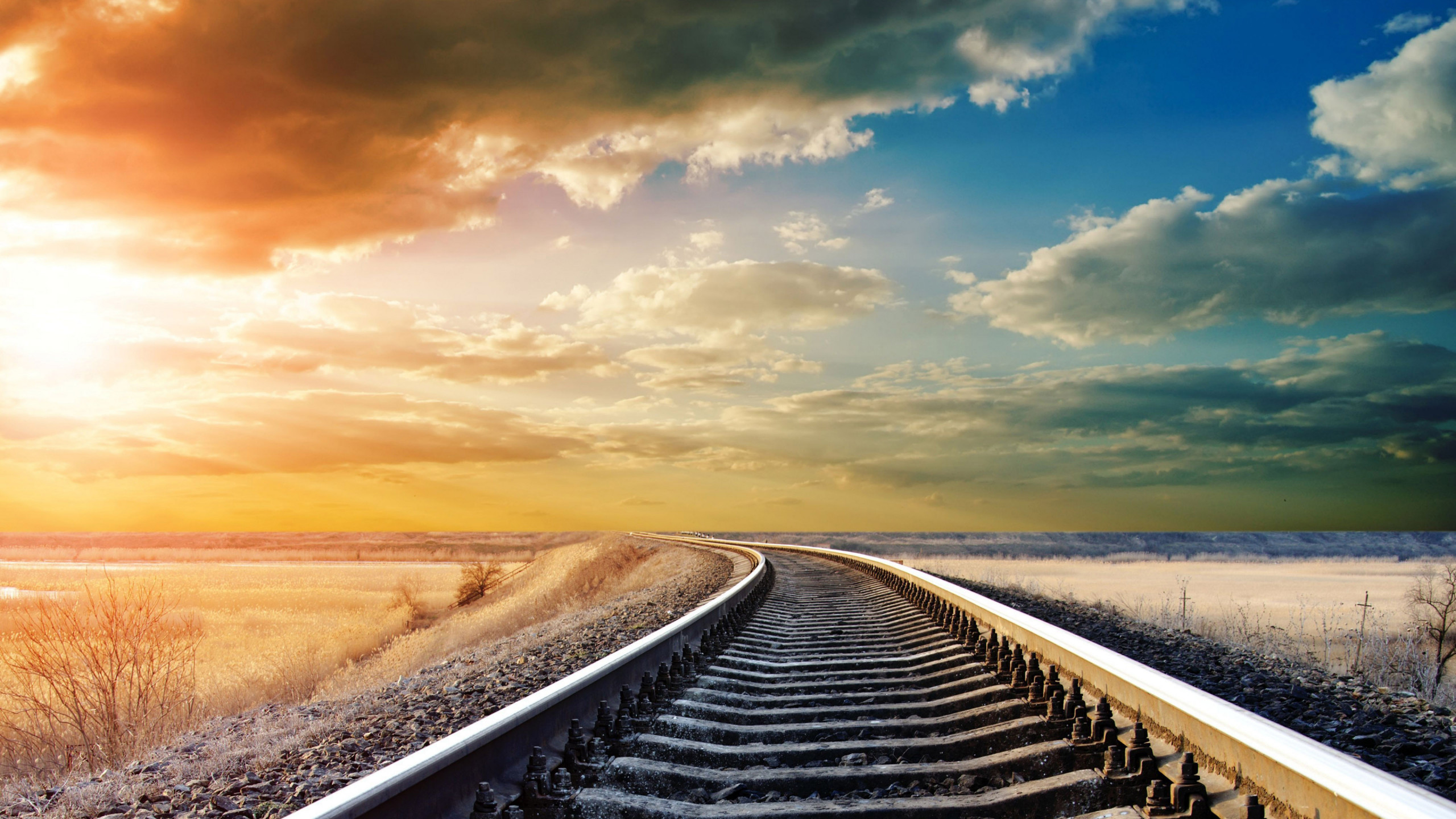 Railway Wallpaper (Winter, Sun)