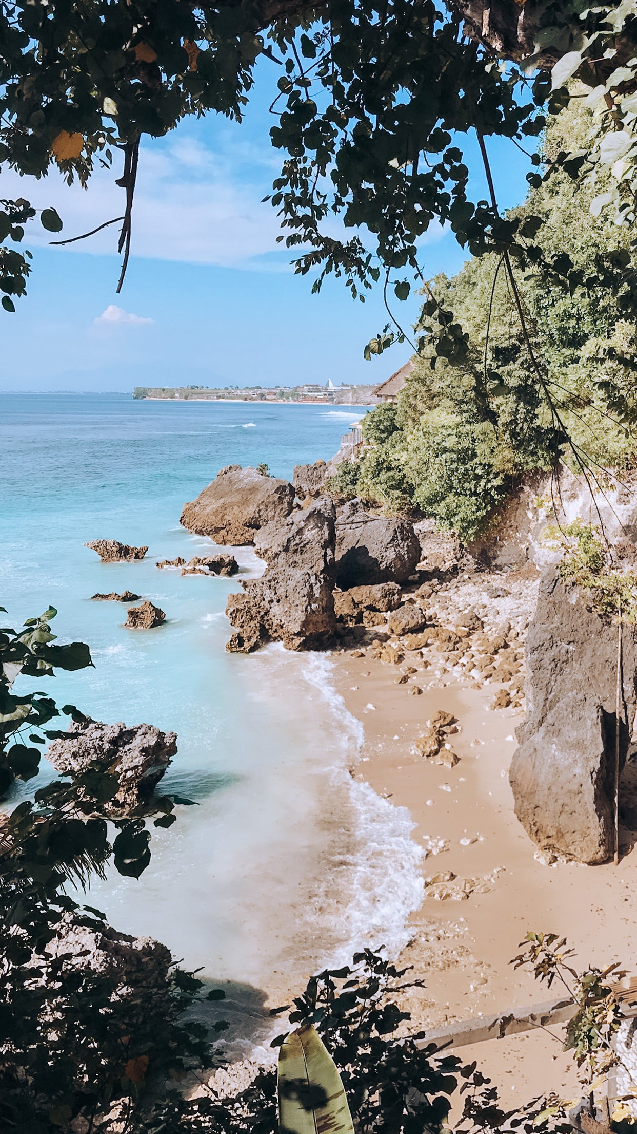Tropical Escape: 10 free Wallpaper