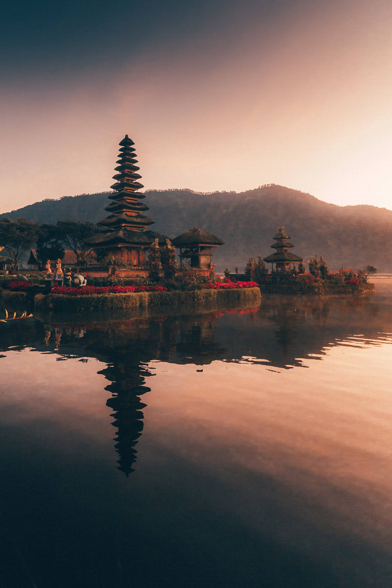 Download Tourist Attraction Ulun Danu Beratan Temple Bali Wallpaper