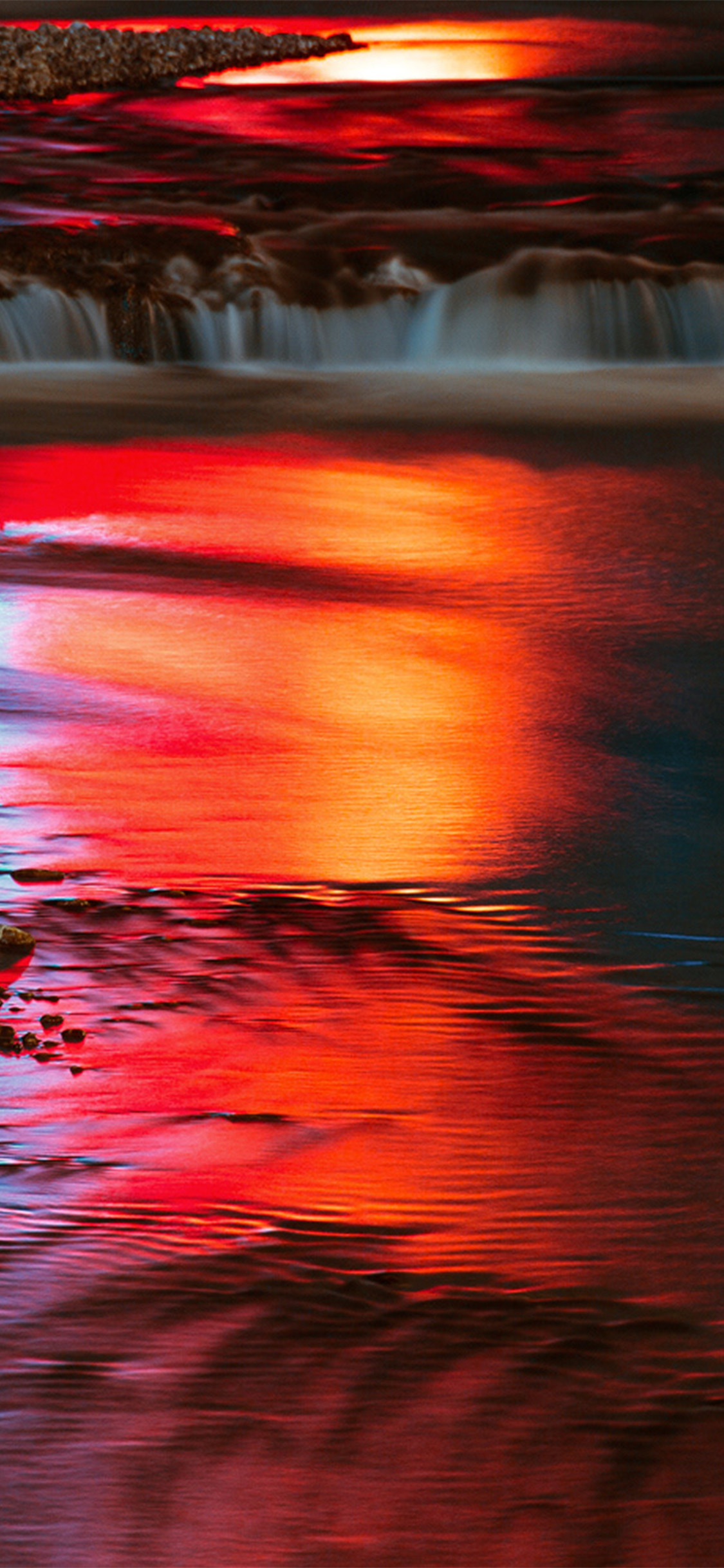 iPhone X wallpaper. sea red hot pattern background