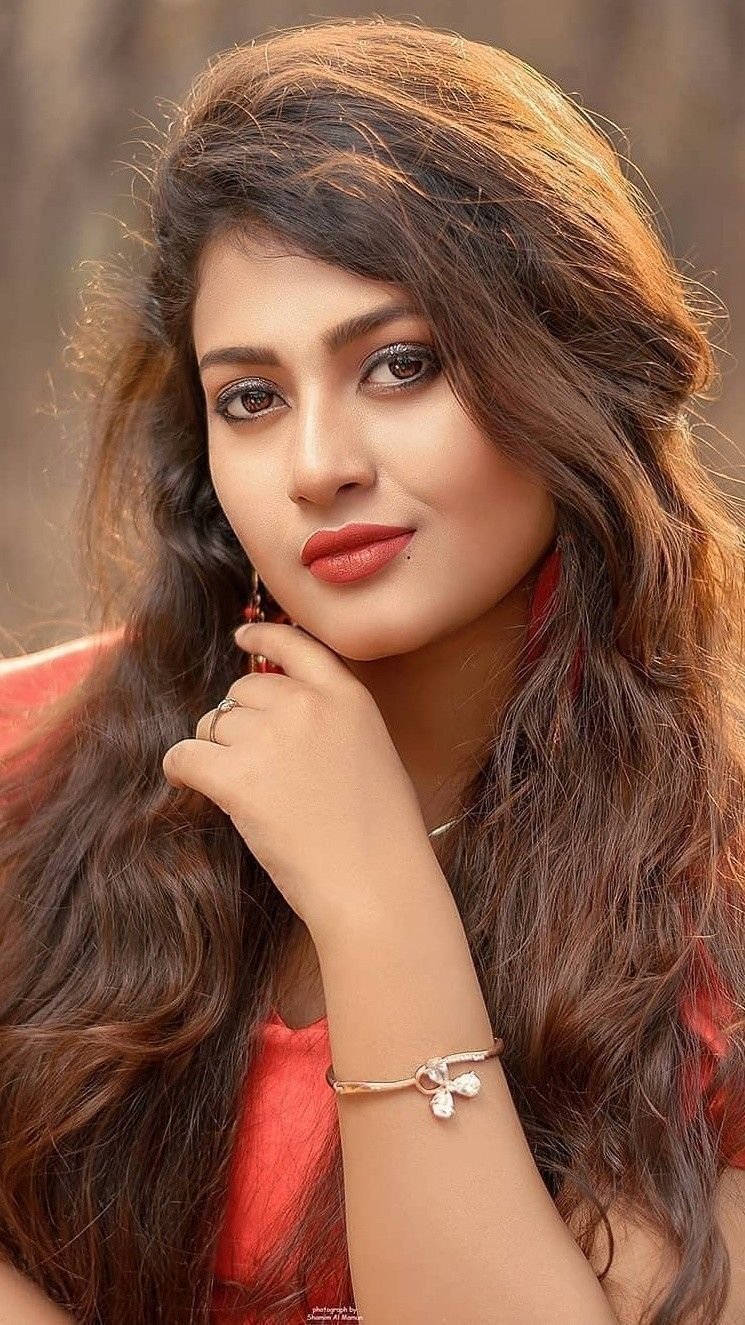 Indian girl portrait Wallpaper Download
