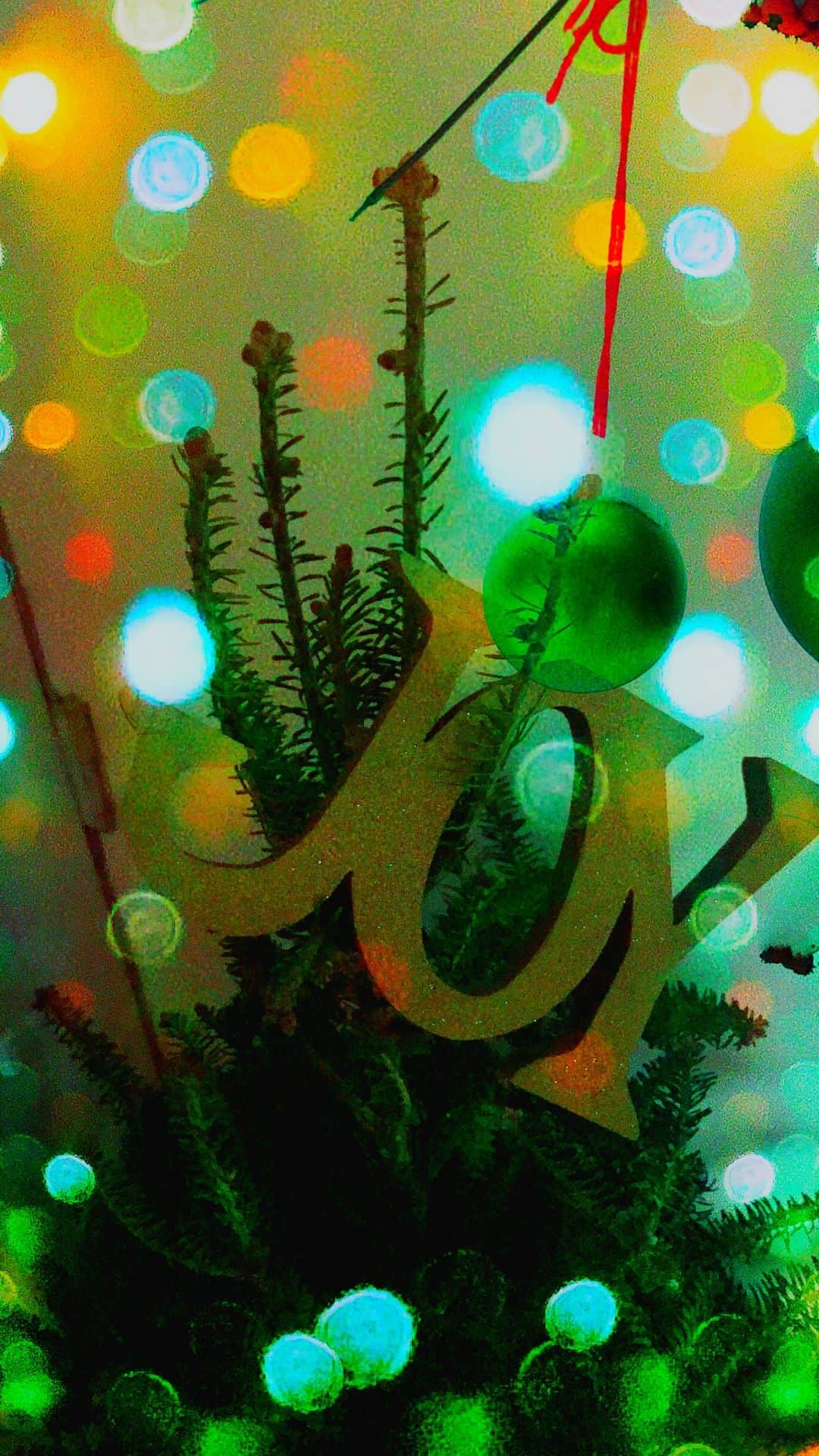 Free Christmas Wallpaper iPhone Background Aesthetic also for Zoom