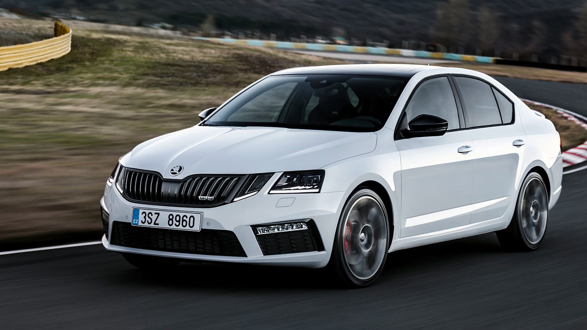 Skoda Octavia RS facelift revealed ahead of Australian debut: New looks, more power for hot Czech