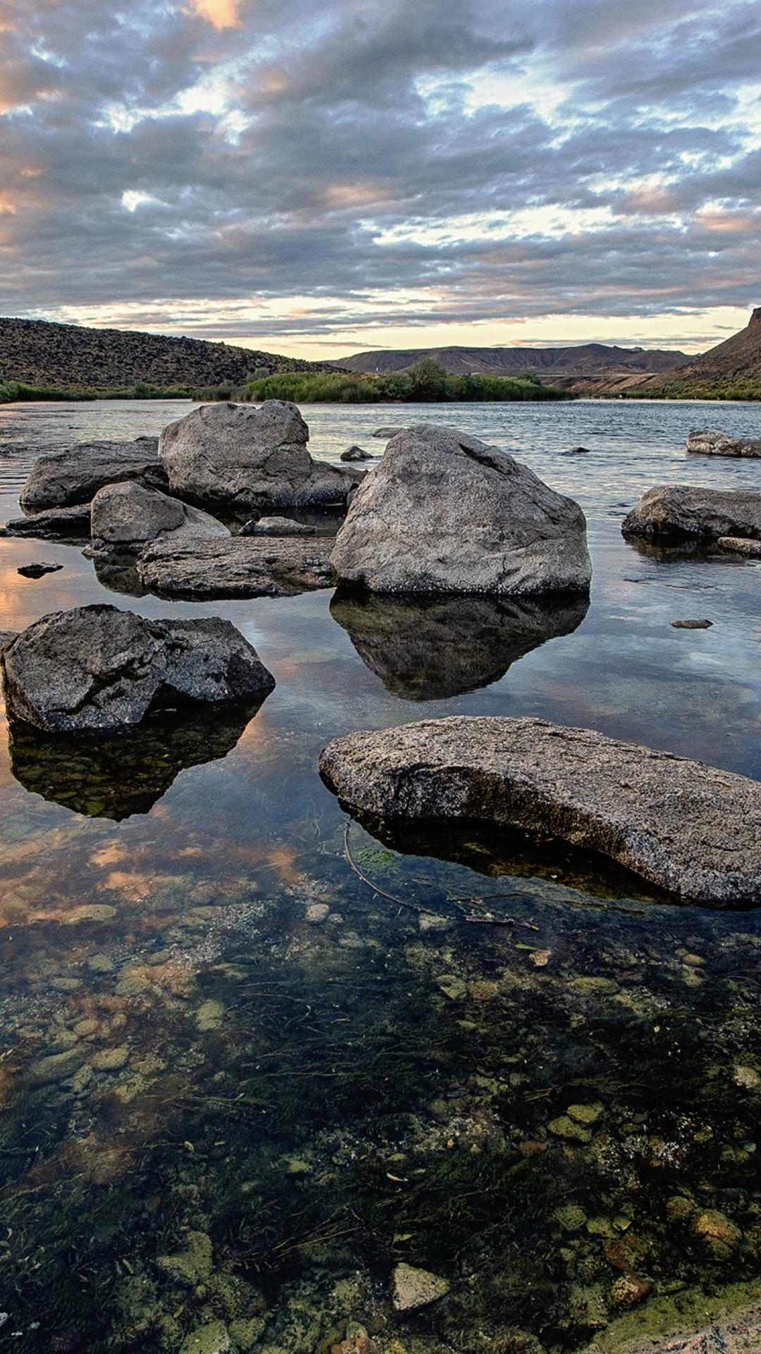 Snake River Home Screen Wallpaper