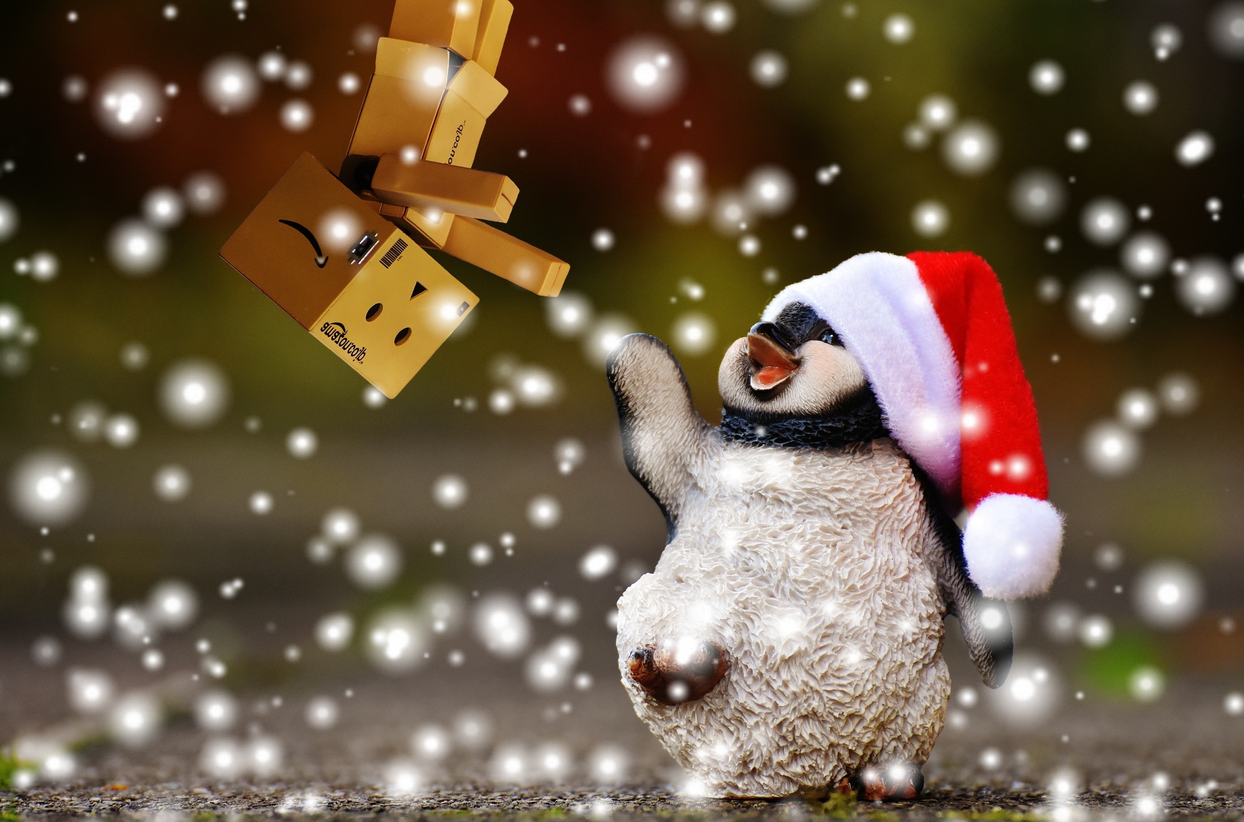 Free Image, snow, animal, cute, holiday, christmas tree, penguin, christmas decoration, santa hat, fun, figure, snowman, funny, santa claus, danbo, ceramic figures, computer wallpaper 2420x1599