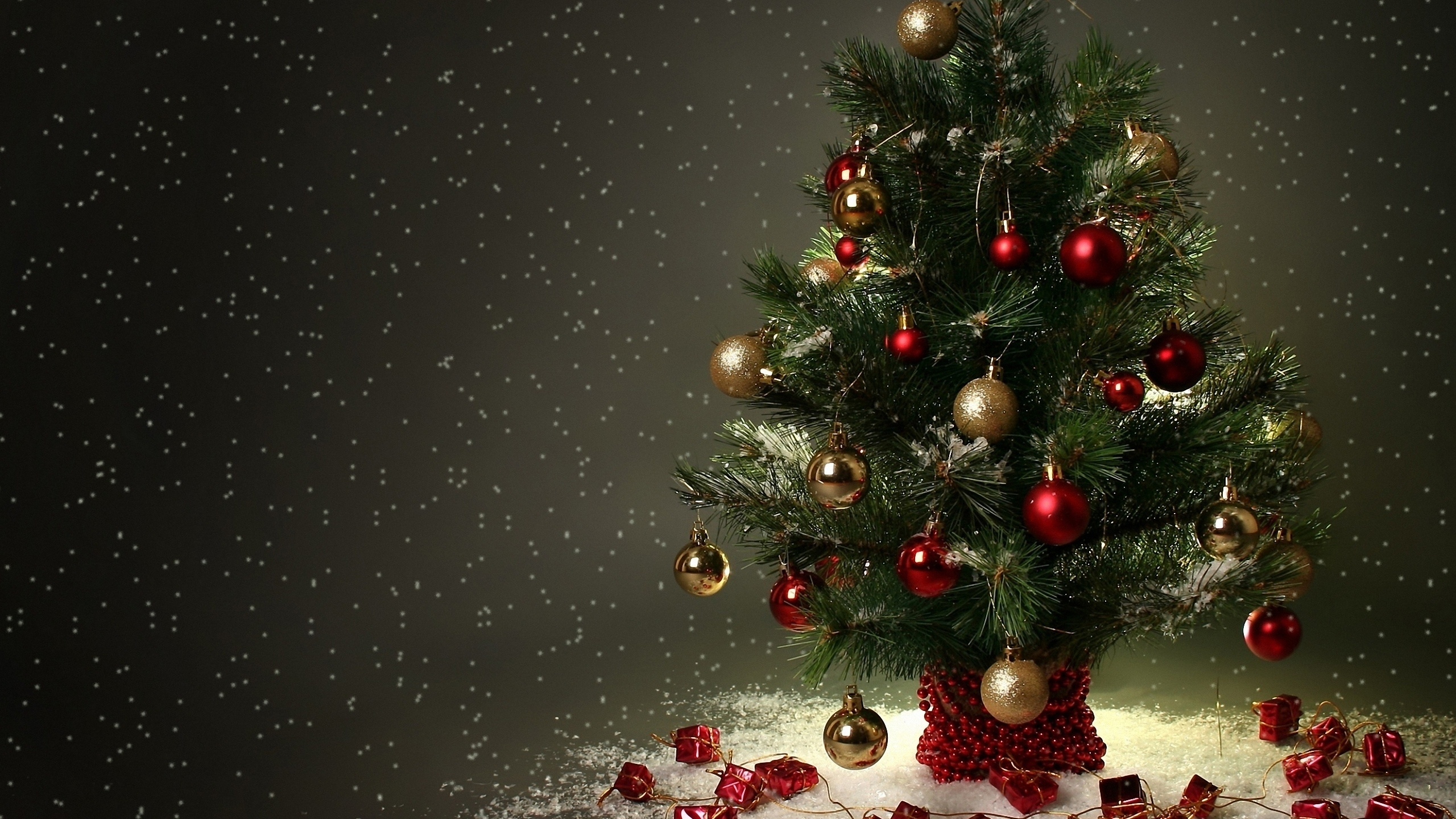 Download 2560x1440 christmas tree, christmas, toys, snow, holidays, new year Wallpaper