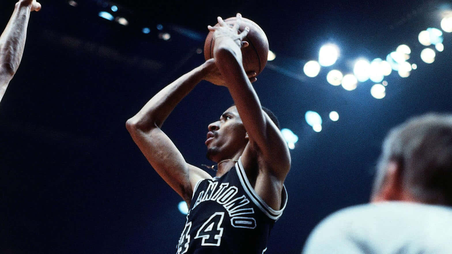 George Gervin Wallpaper